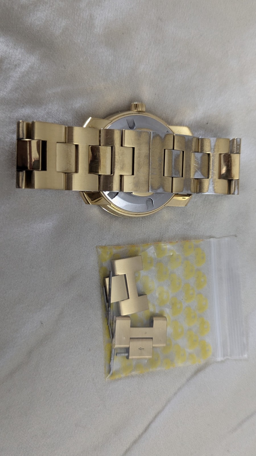 Movado Bold Gold tone 42.5mm with diamonds. Men’s Watch. See Description