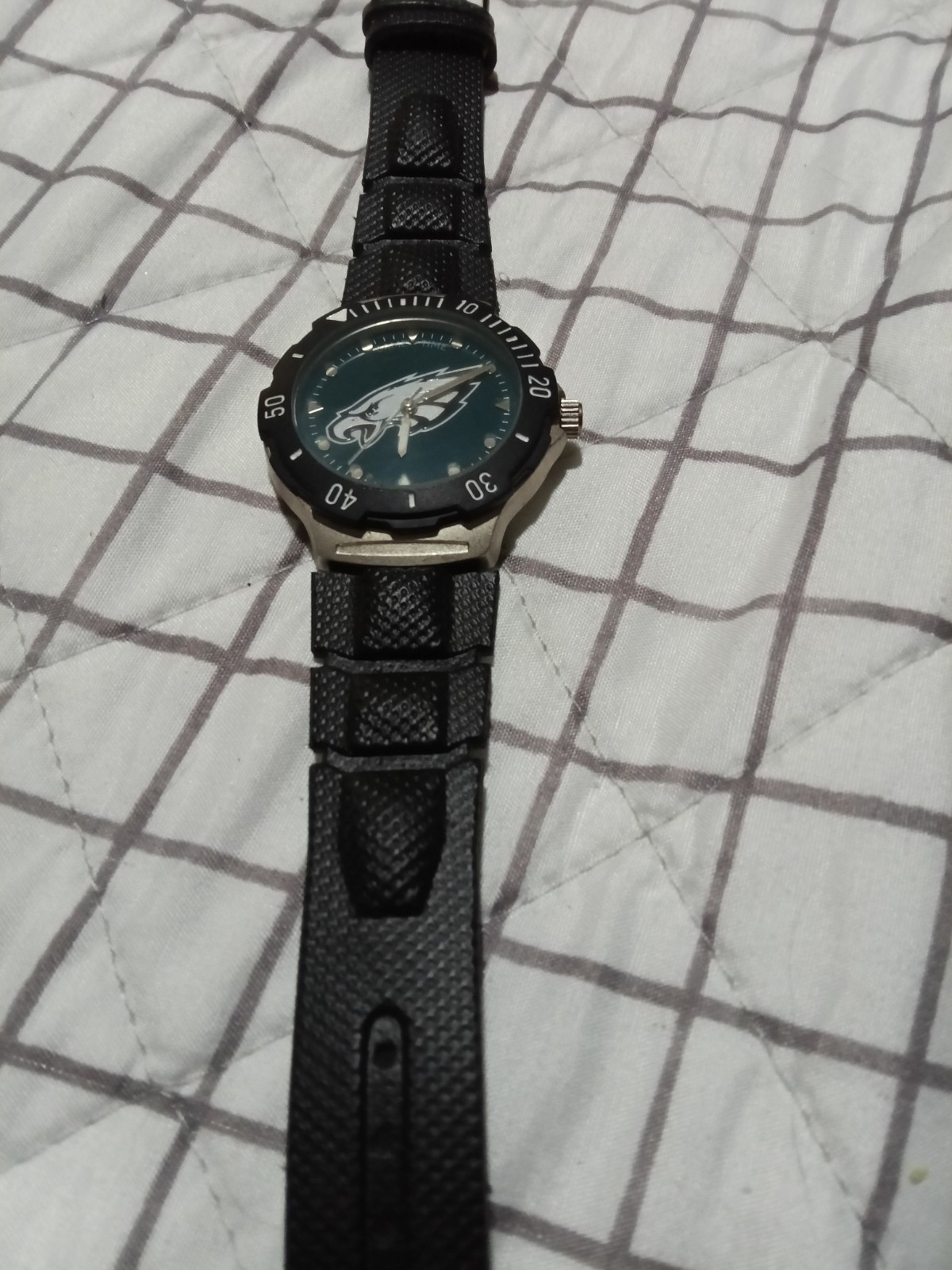 NFL Philadelphia Eagles Green Dial Analog Quartz Watch Black Rubber Strap