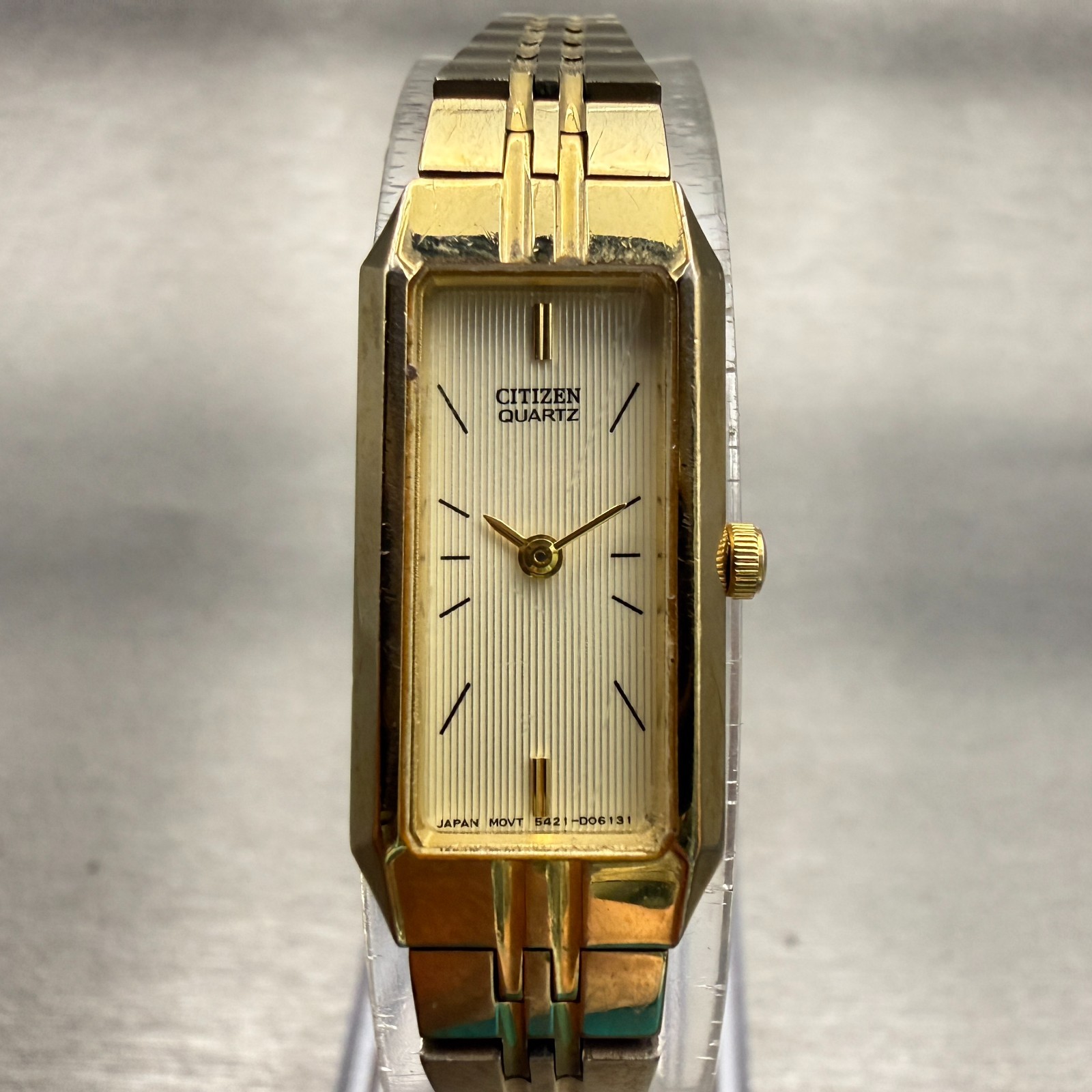 Citizen Watch Women 13mm Champagne Dial Gold Tone Rectangle 5421-S96460 New Batt