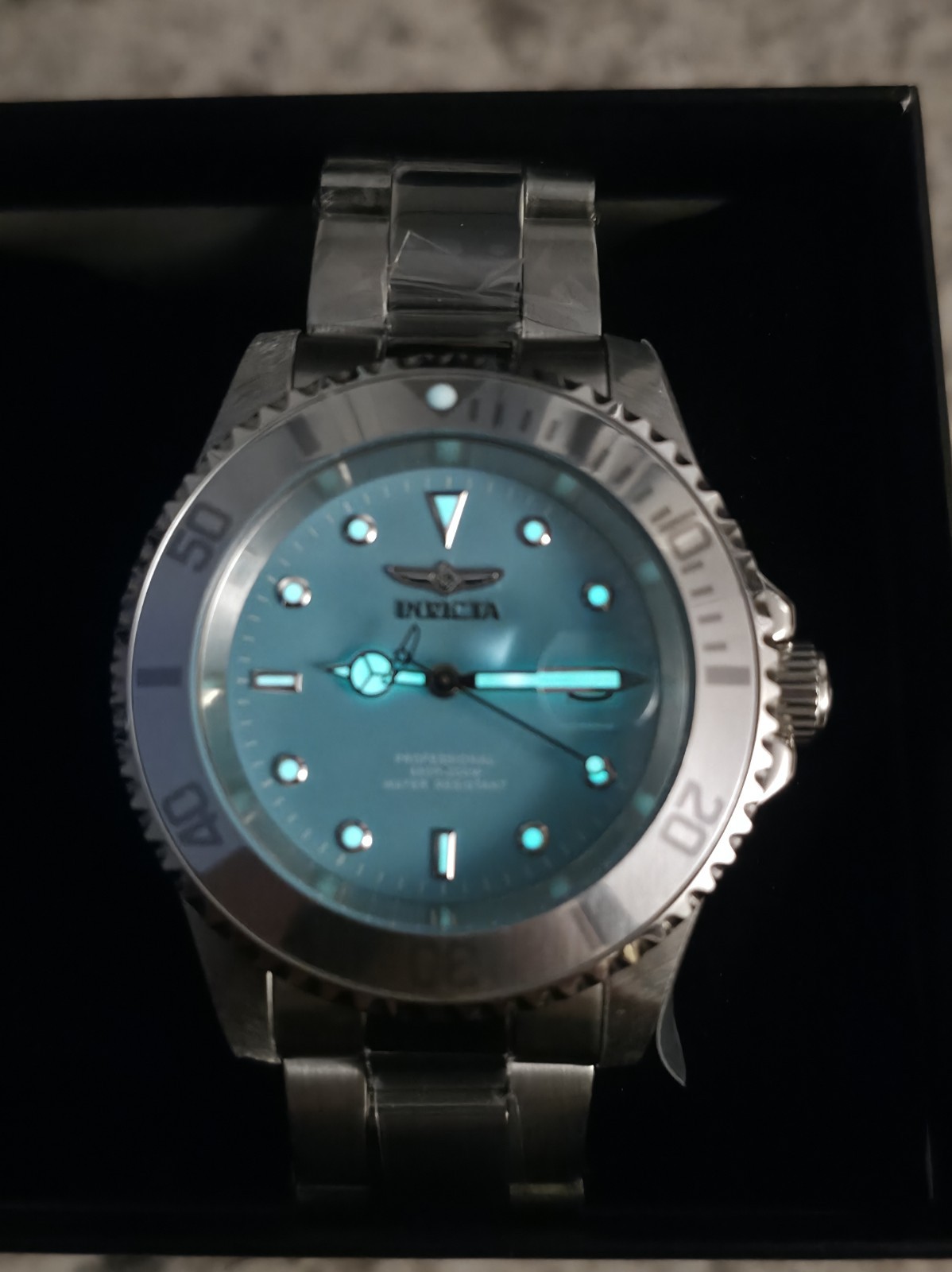 Invicta Pro Diver Aurenova Men’s Watch 40mm Steel Light Blue Dial Quartz 50957