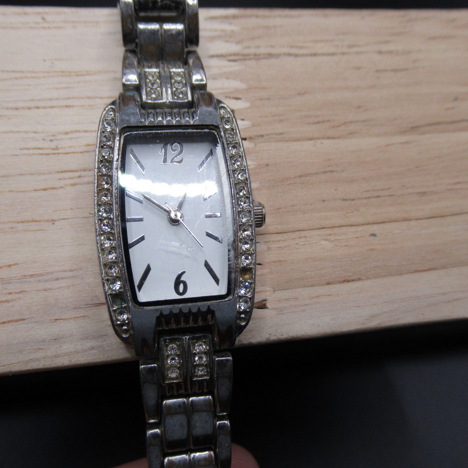 Allude Women’s Silver-Tone Rhinestone Quartz Watch FMDAL641 Japan Movt 1207