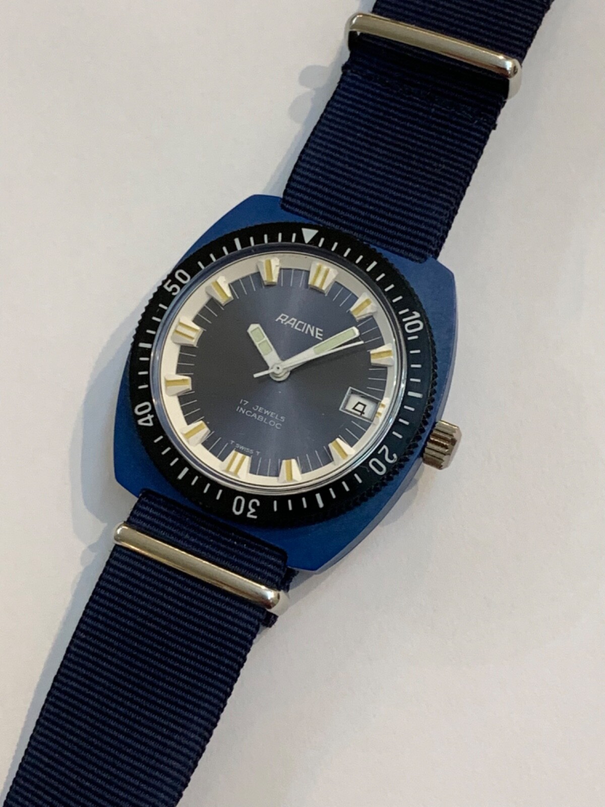 RACINE-By GALLET- ENICAR -BASE ARNOX-5 ATM-N.O.S-MAI INDOSSATO-OVERSIZE (39 MM)