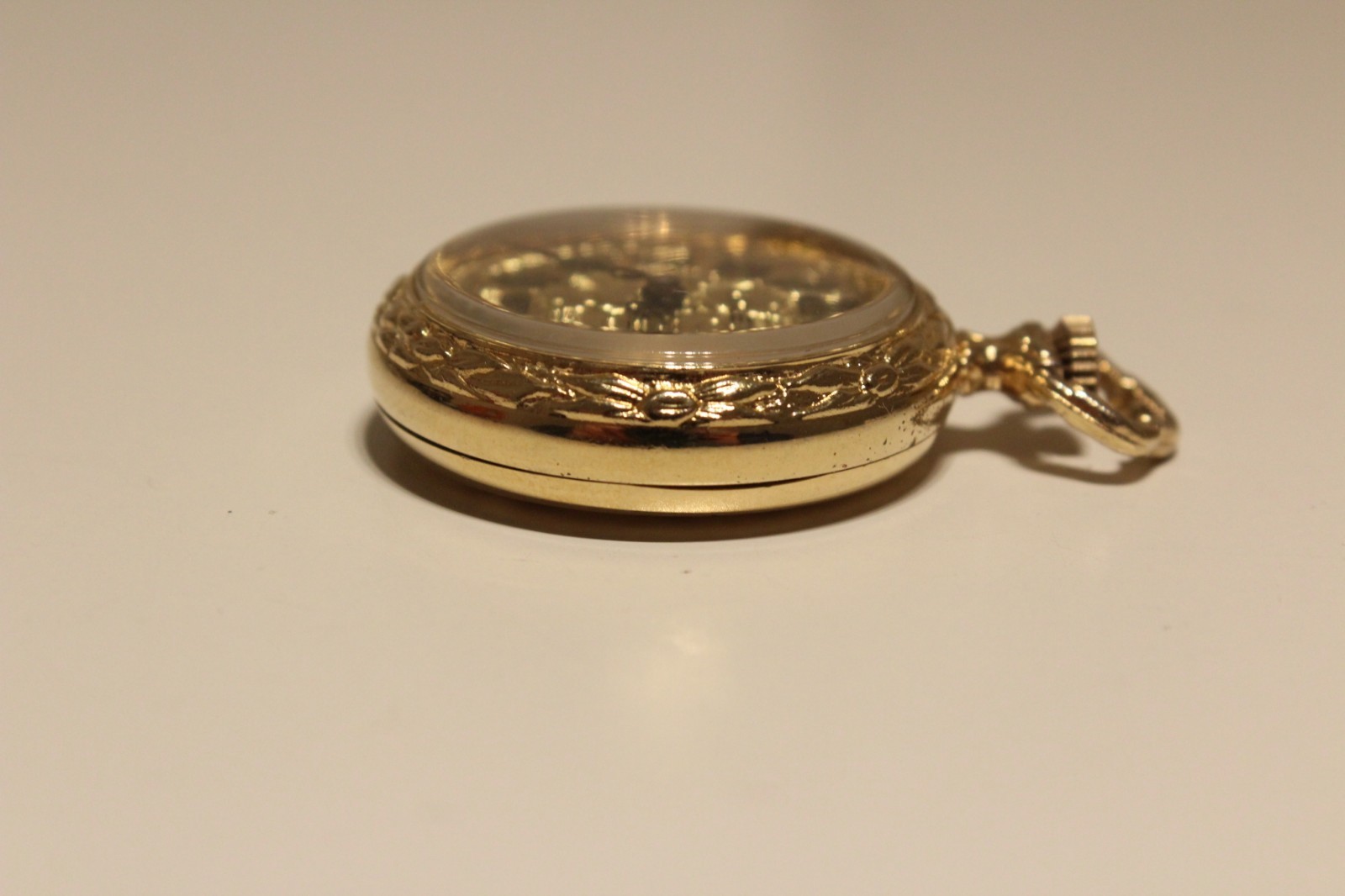 VINTAGE BEAUTIFUL SMALL 30mm LADIES GOLDEN TONE OPEN FACE POCKET WATCH “KIPLE”