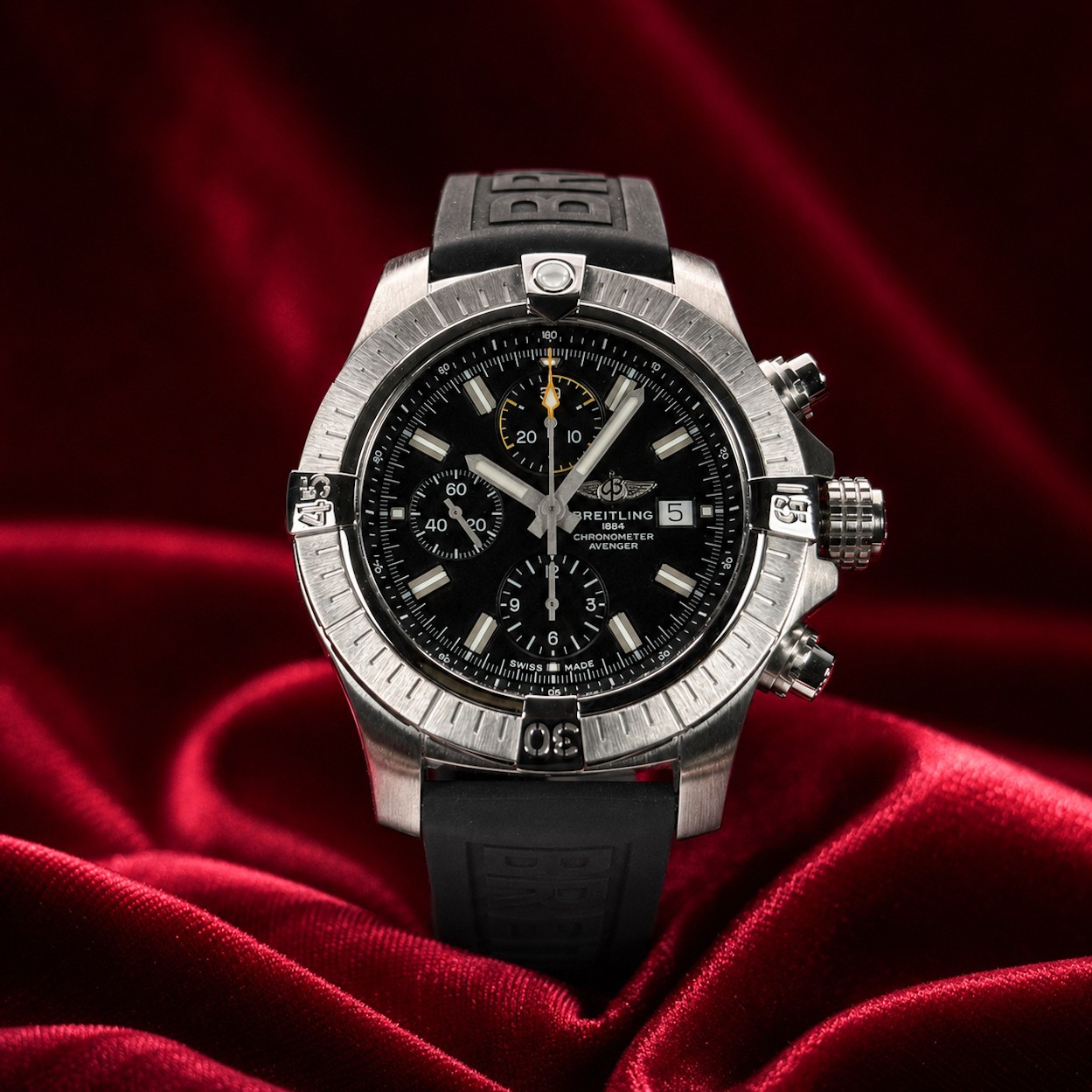 Breitling Avenger Chronograph Black Mens Watch 45mm Full Set Ref: A13317101B1X1