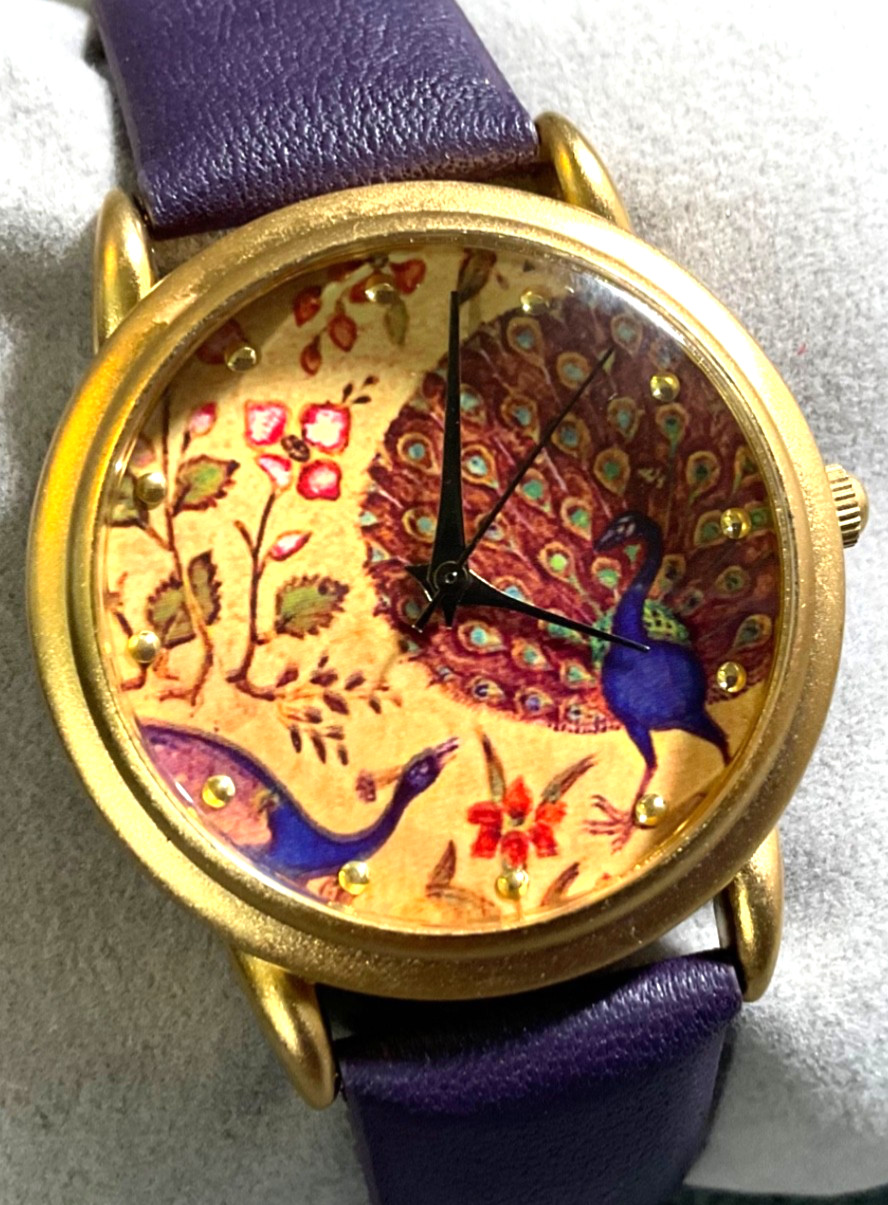 METROPOLITAN MUSEUM OF ART (MOMA) PEACOCK PATTERN 31mm WOMENS WATCH NEW BATTERY