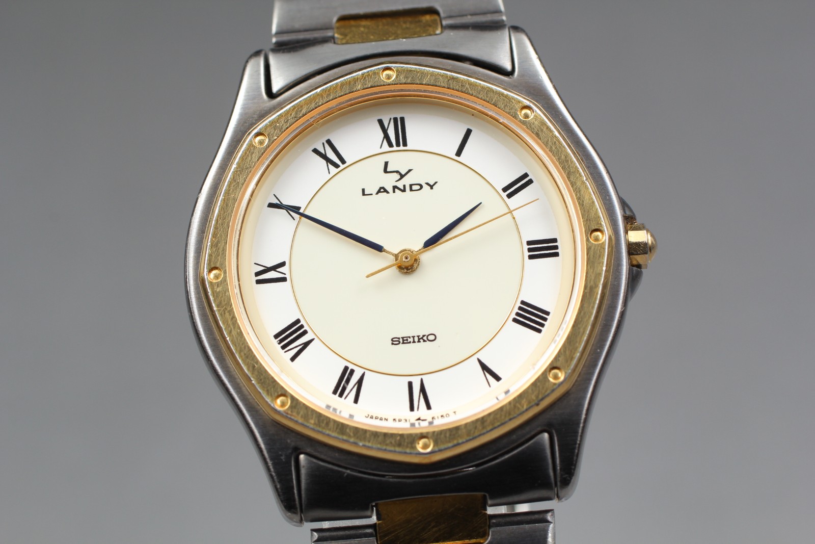 [Exc+5] SEIKO Landy 5P31-6130 34mm White Dial Quartz Unisex Watch From JAPAN