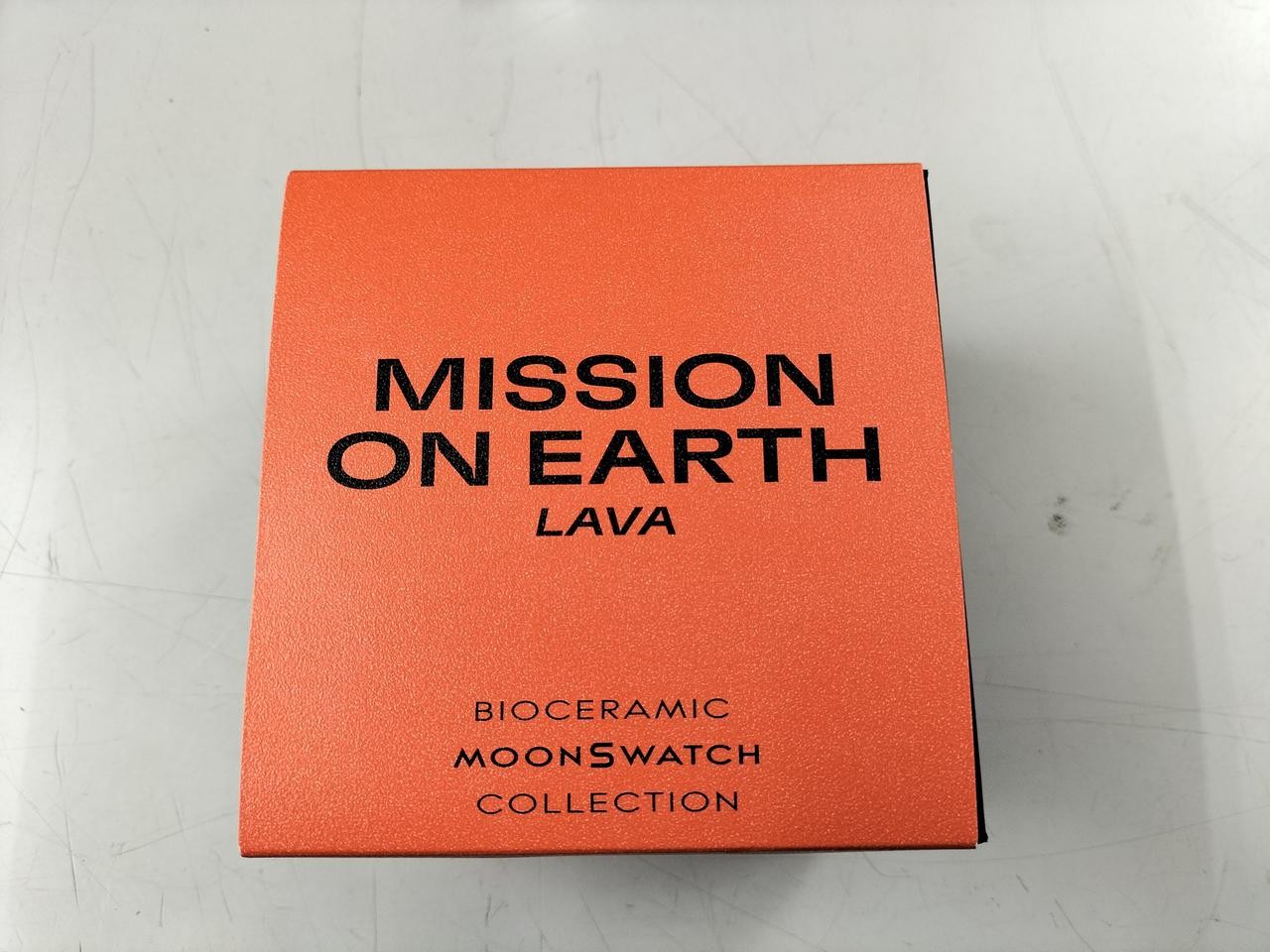 Omega x Swatch MoonSwatch SO33O100 Bioceramic Quartz Japan #3
