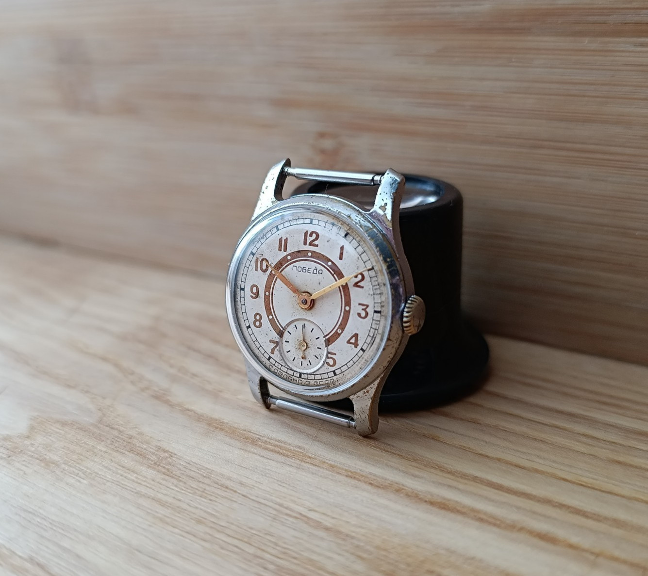 VINTAGE Men’s Wristwatch POBEDA Mechanical Watch 2602 SOVIET/USSR Serviced! 50s