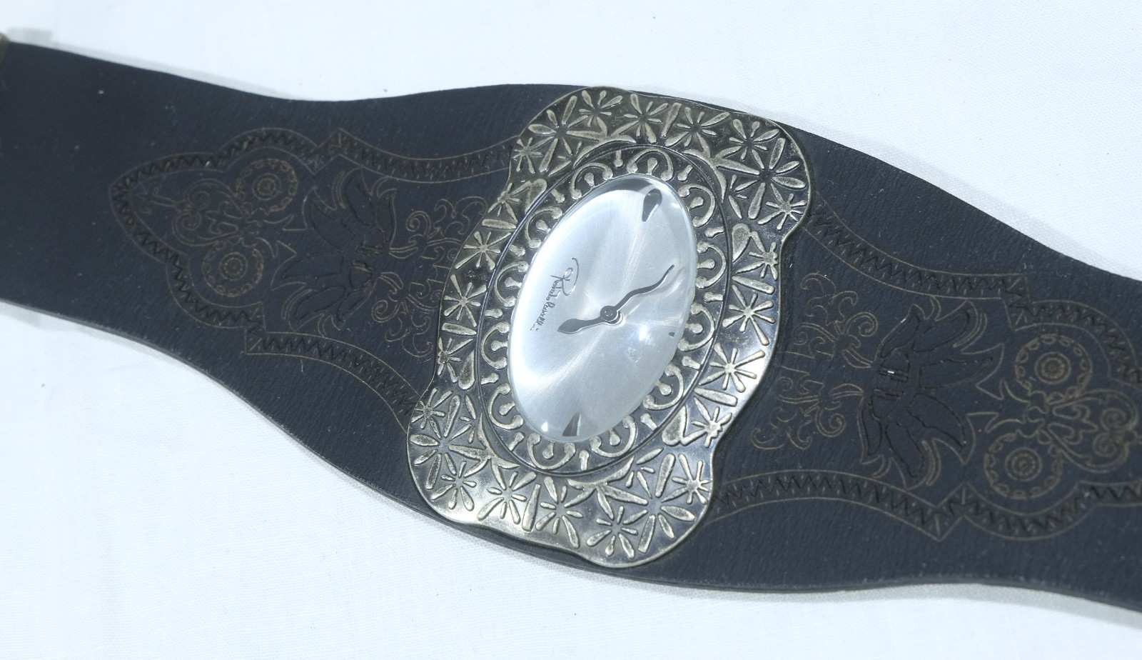 Vintage Roberto Cavalli Silver Oval Dial Wrist Watch.
