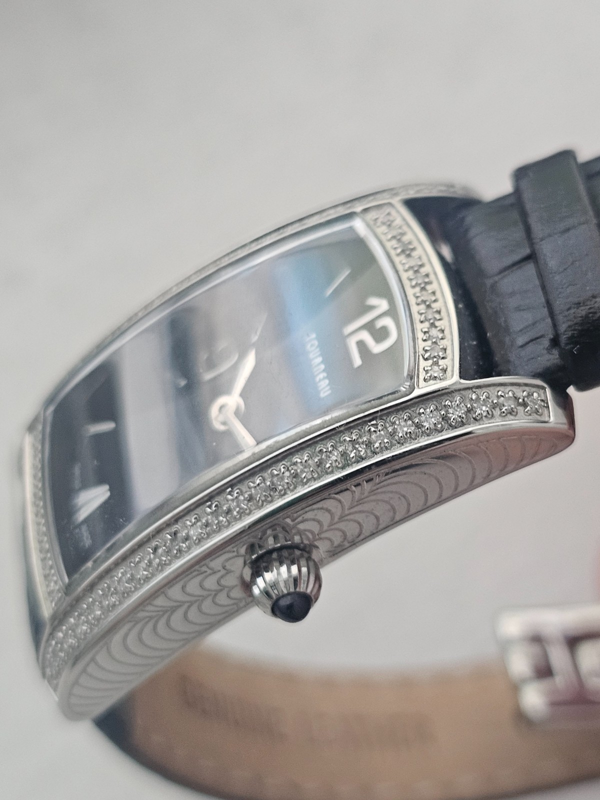TOURNEAU Diamond Bezel Swiss Ladies Watch 20 x 29mm Ref 34005-A-Blk Quartz w/Box