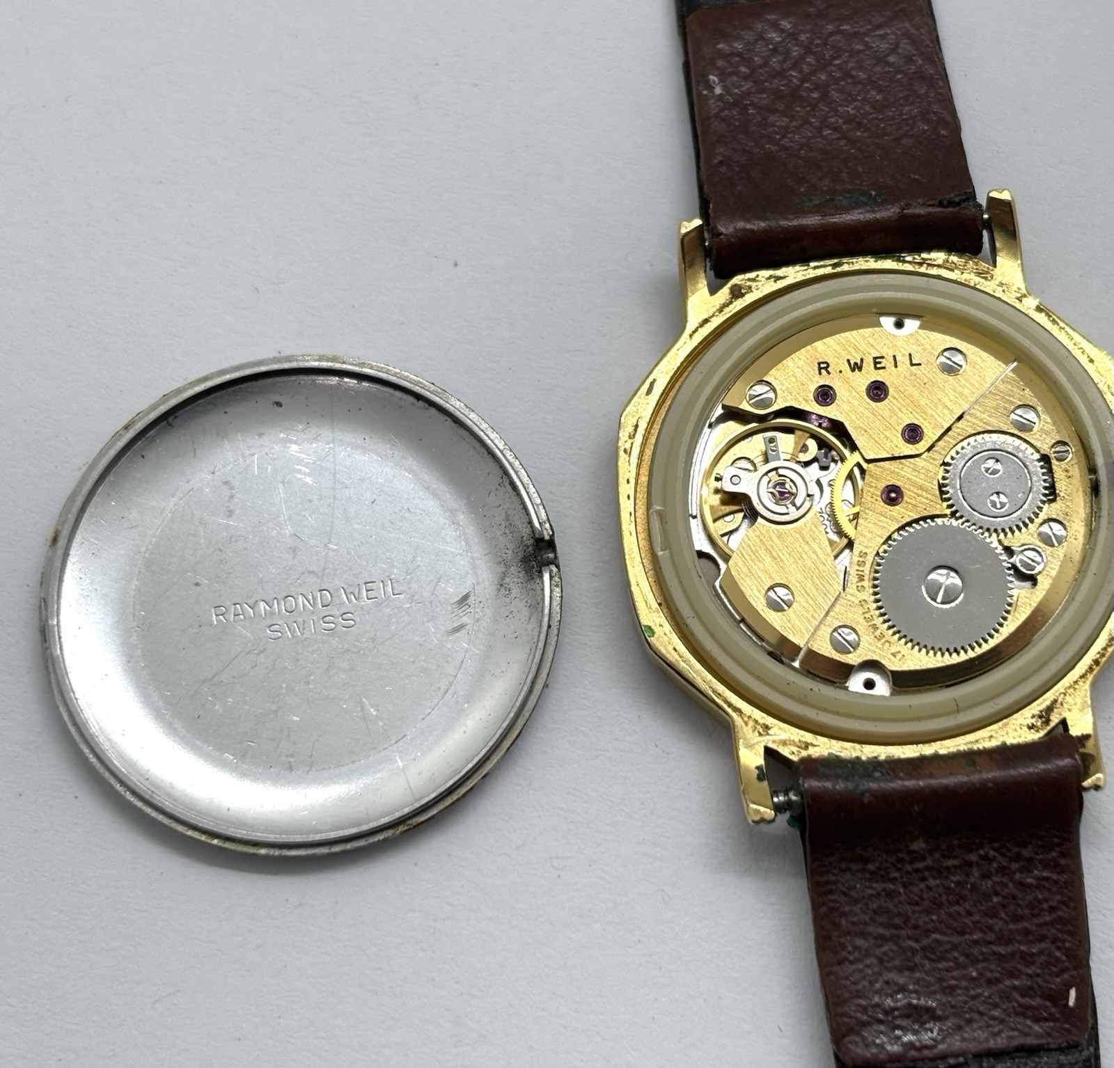 Vintage Mens Raymond Weil Geneve 17 Jewels 7030 Wristwatch – for repair