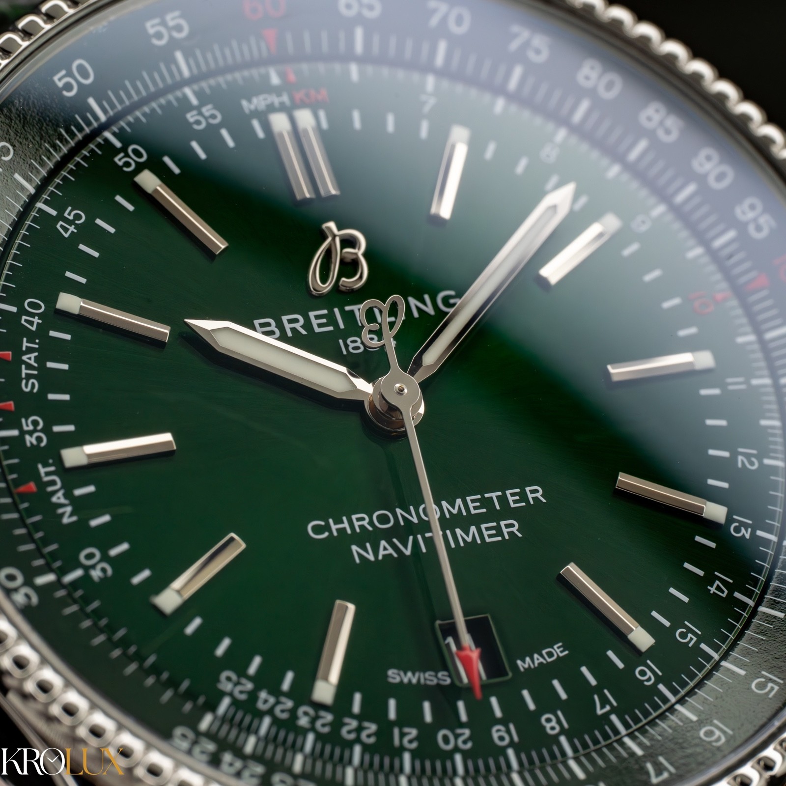 Breitling Navitimer Automatic 41 Green Dial A17326 A17326361L1P1 Complete Set