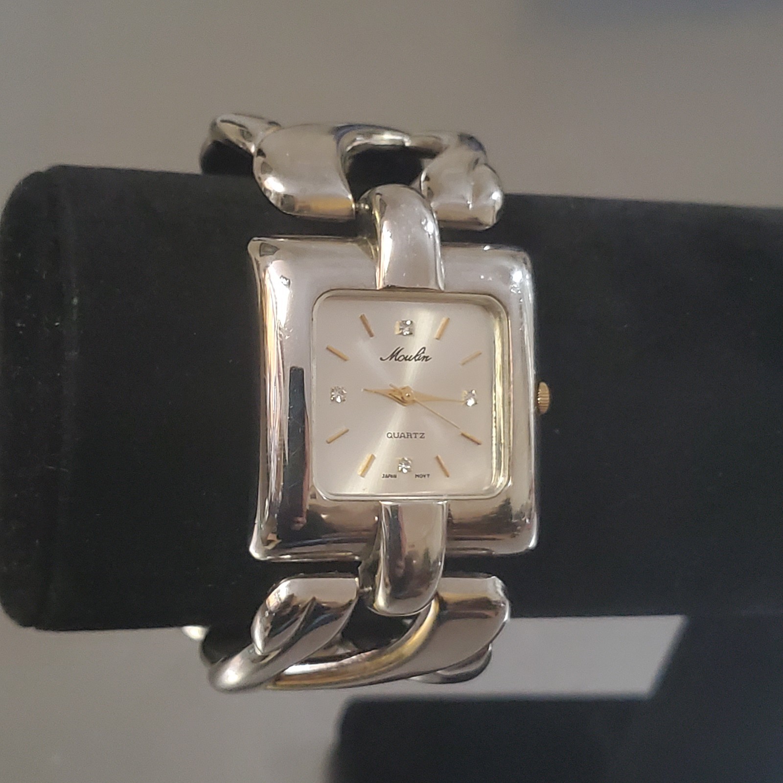 MOULIN Watch Women’s Vintage Quartz Analog Gemmed Thick Band 6.75 inch 31 mm