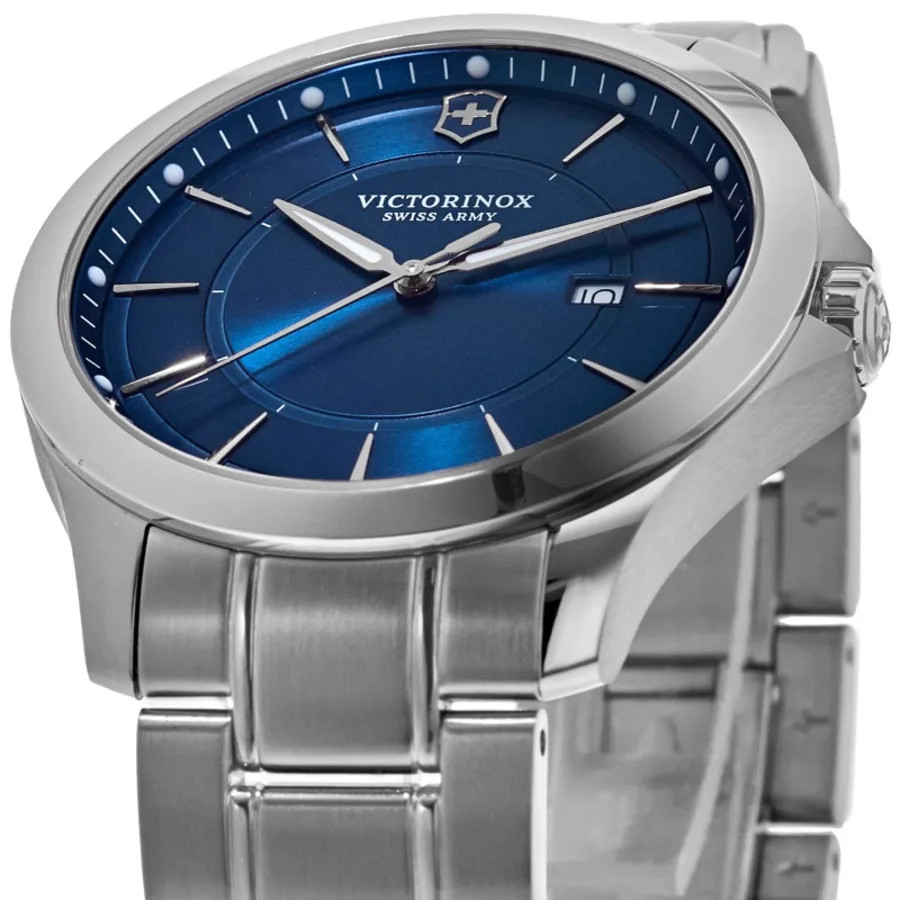 New Victorinox Swiss Army Alliance Blue Dial Steel Men’s Watch 241910