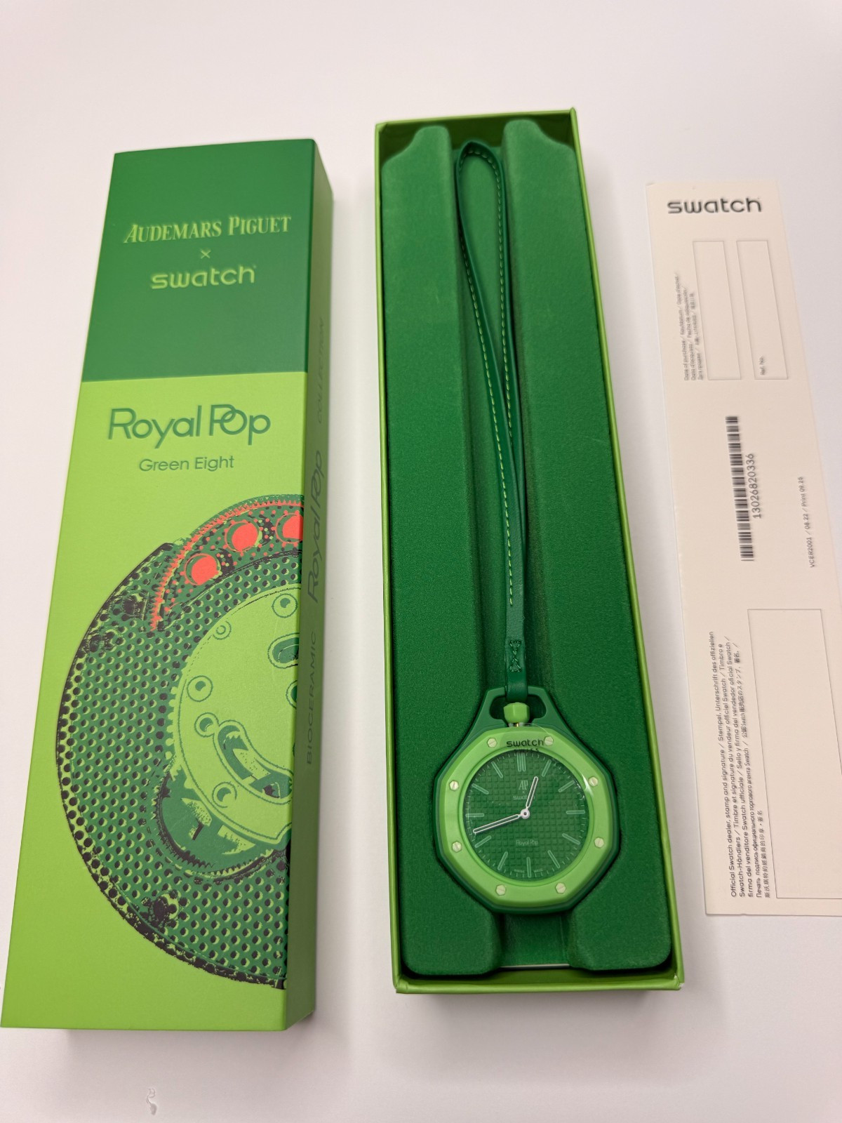 Royal Pop Green Eight AP X SWATCH SSX03G100N
