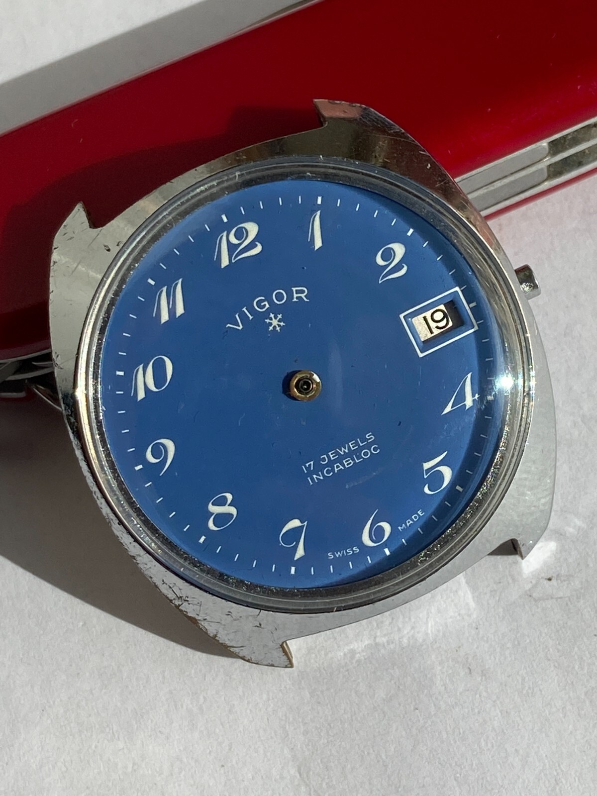VINTAGE MEN’S WATCH VIGOR BLUE DIAL SWISS FOR PARTS 17 JEWELS RRR ST 1950/51