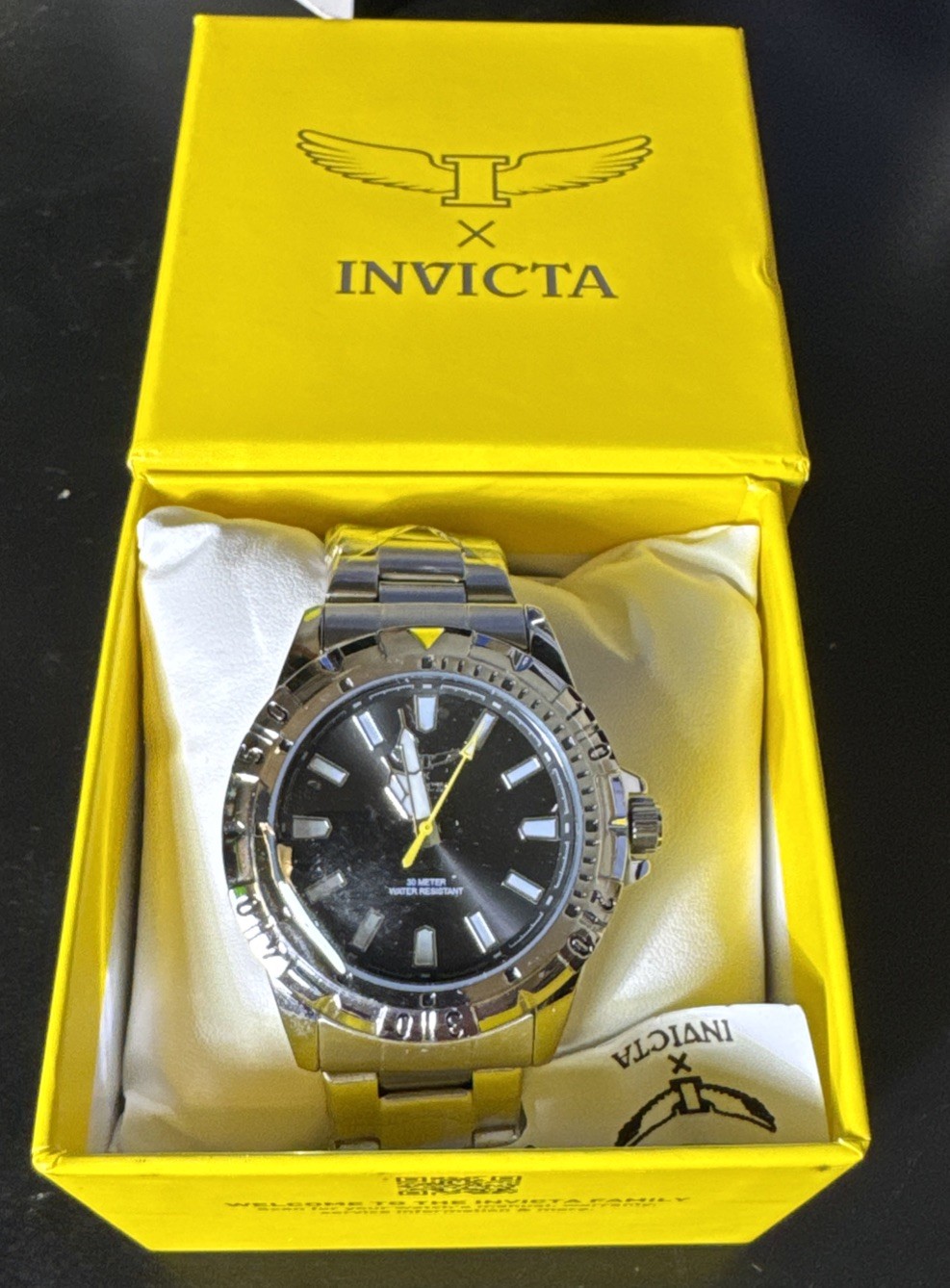 Invicta Speciality 69040 Men’s Watch New In Box black face stainless steel