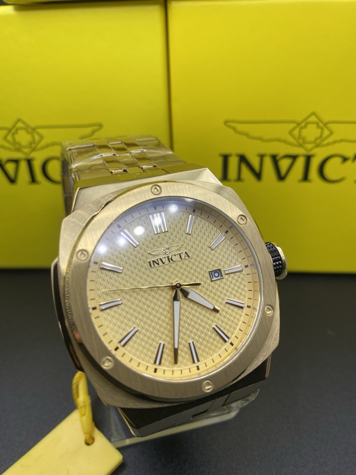 Invicta Sea Vulture Gold Tone SS Case Bracelet Men’s Quartz Watch 50148 WR100M