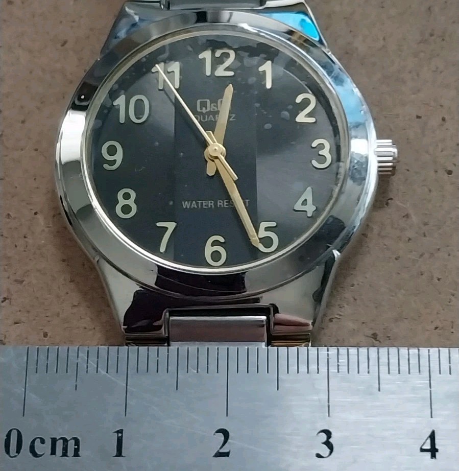 Q & Q Quartz Watch by Citizen Miyota Movement Bracelet Band New Battery