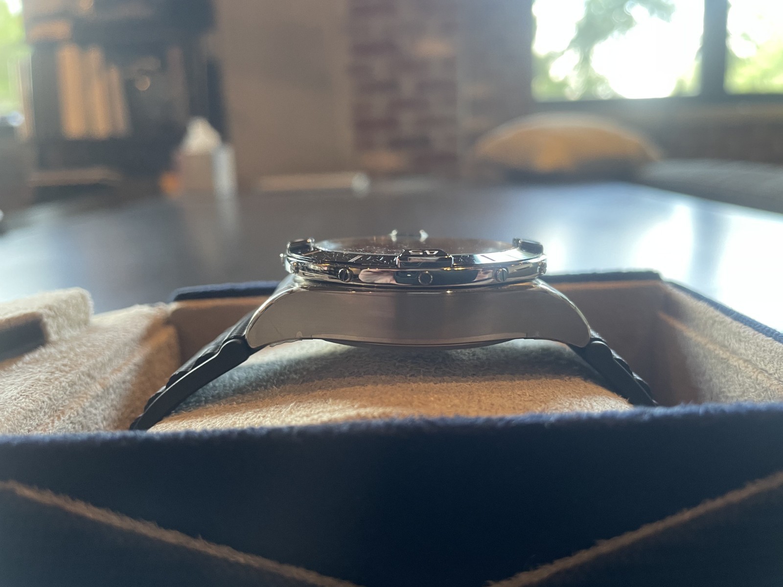 Breitling Super Chronomat B01 44 mm Titanium Eb0136