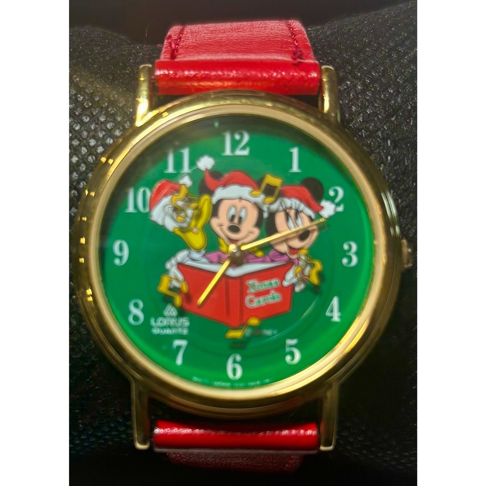 Vintage Lorus Disney Christmas Watch – Mickey & Friends Caroling –Fresh Battery!