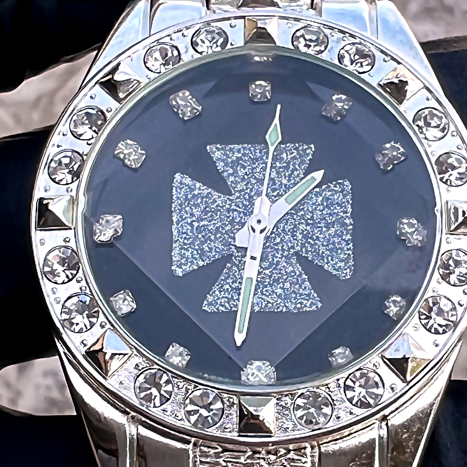 Mens Knights Templar Iron Celtic Maltese Cross Black Watch CZ Silver Tone 8″