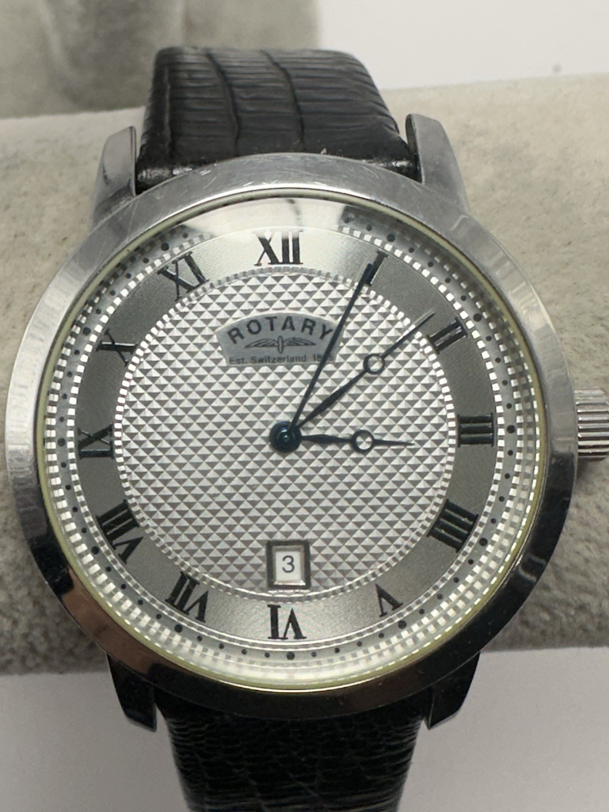 Rotary PLO-007133 New Battery Mens Watch 40MM 8.25″ Leather Band M32