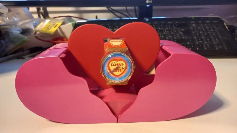 Swatch Gent Special “Time For Love” (GK293PACK)- Limited Edition