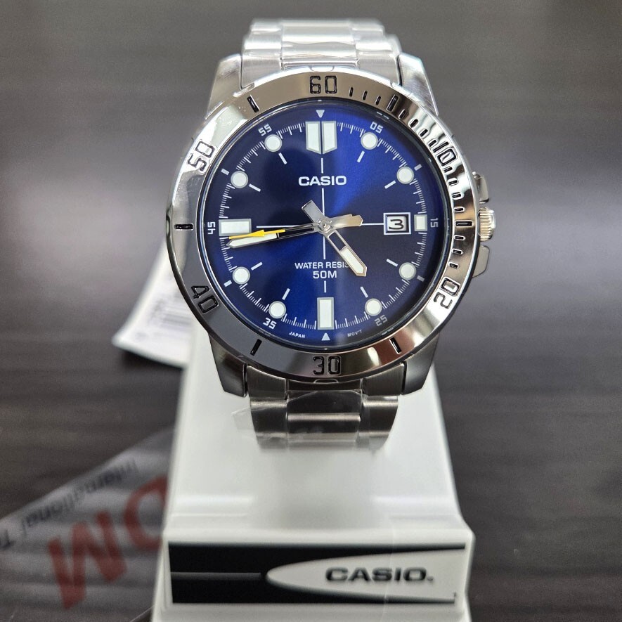 CASIO Casio MTP-VD01D-2E Mens Metal Watch