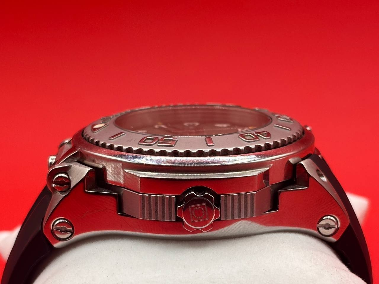 INVICTA 29749 Chronograph Transatlantic Flip Wristwatch 52mm Silicon Limited PH9