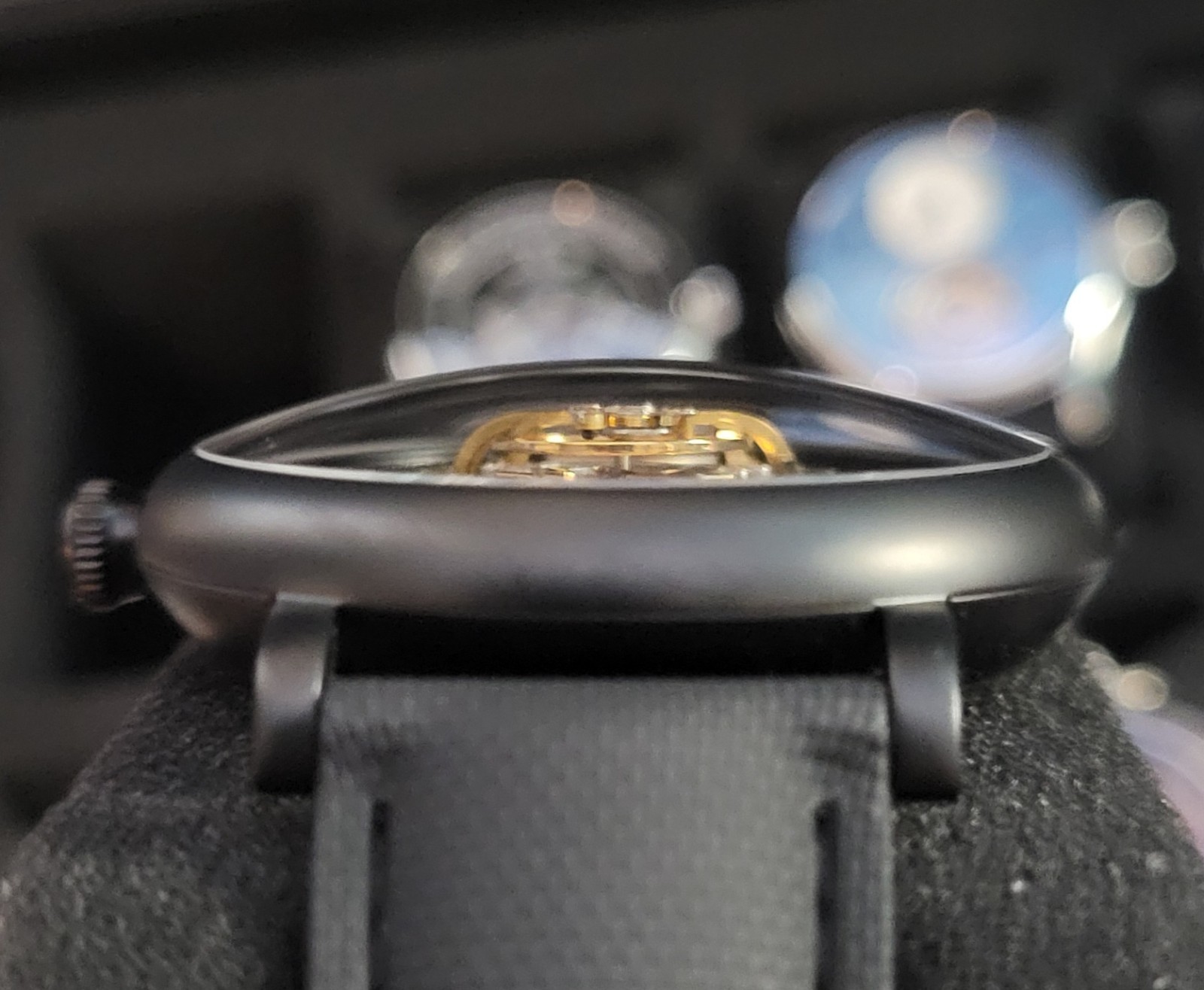 Shanghai Skydome Automatic Watch 43mm Black And Gold
