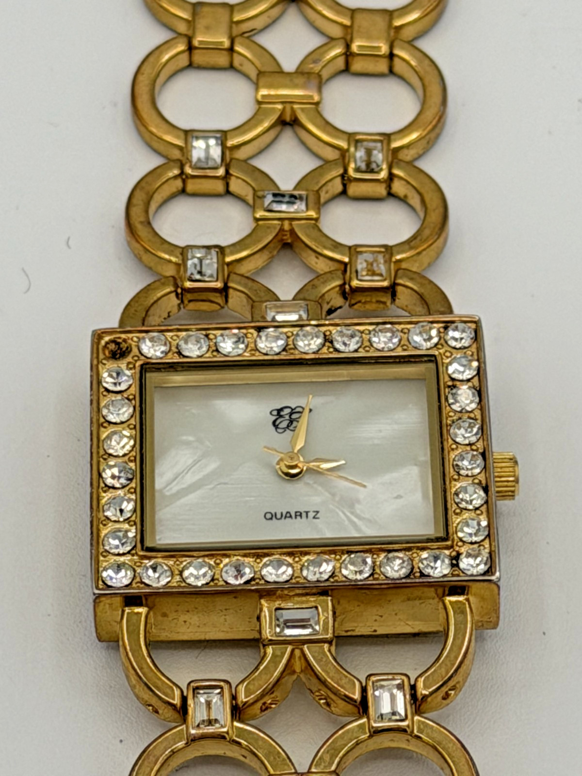 Elizabeth Taylor Watch Womens Square Dial Crystal New Battery