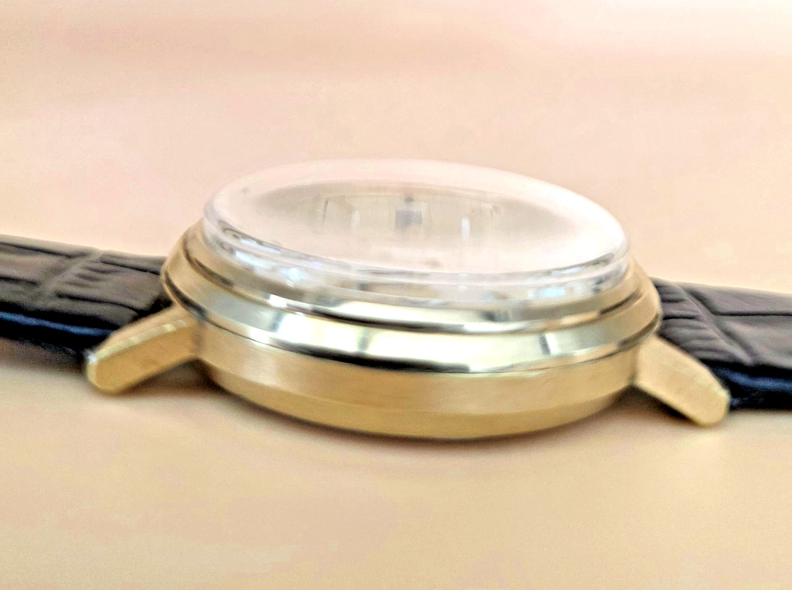VTG Art Deco BULOVA CARAVELLE Mechanical 33mm Date-Day G/Field Mens Watch Rare