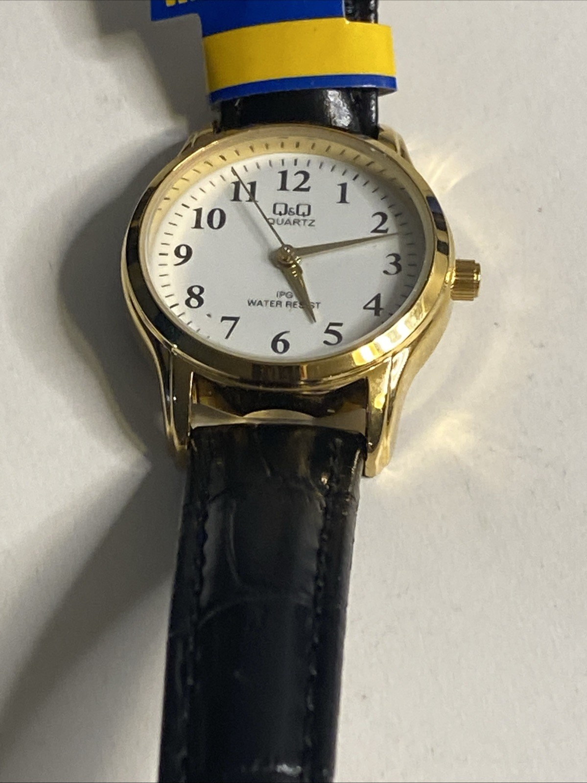 Q&Q CITIZEN DIVER 3 BAR Water Resistant Quartz Watch Gold Steel White Leather