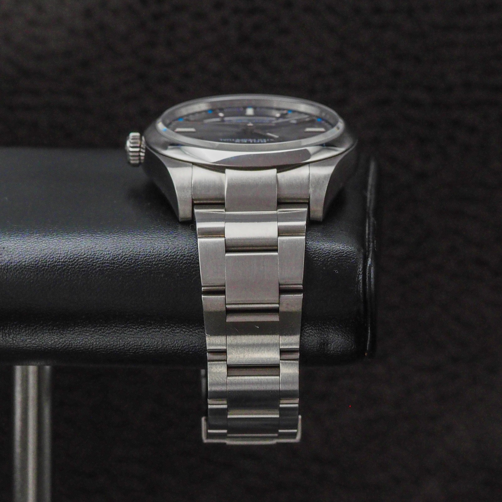 Rolex Oyster Perpetual 39 Rhodium Dial 114300 Full Set 2017