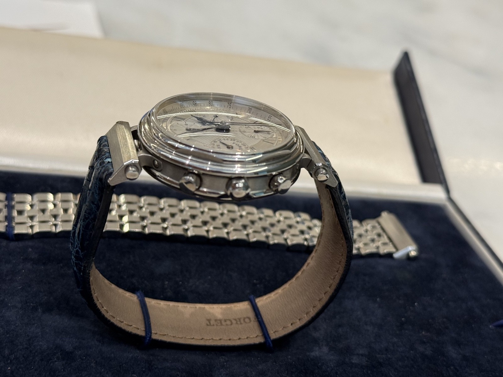 Forget Geneve Serie R Chronograph COSC Breguet-Style Dial Box Papers