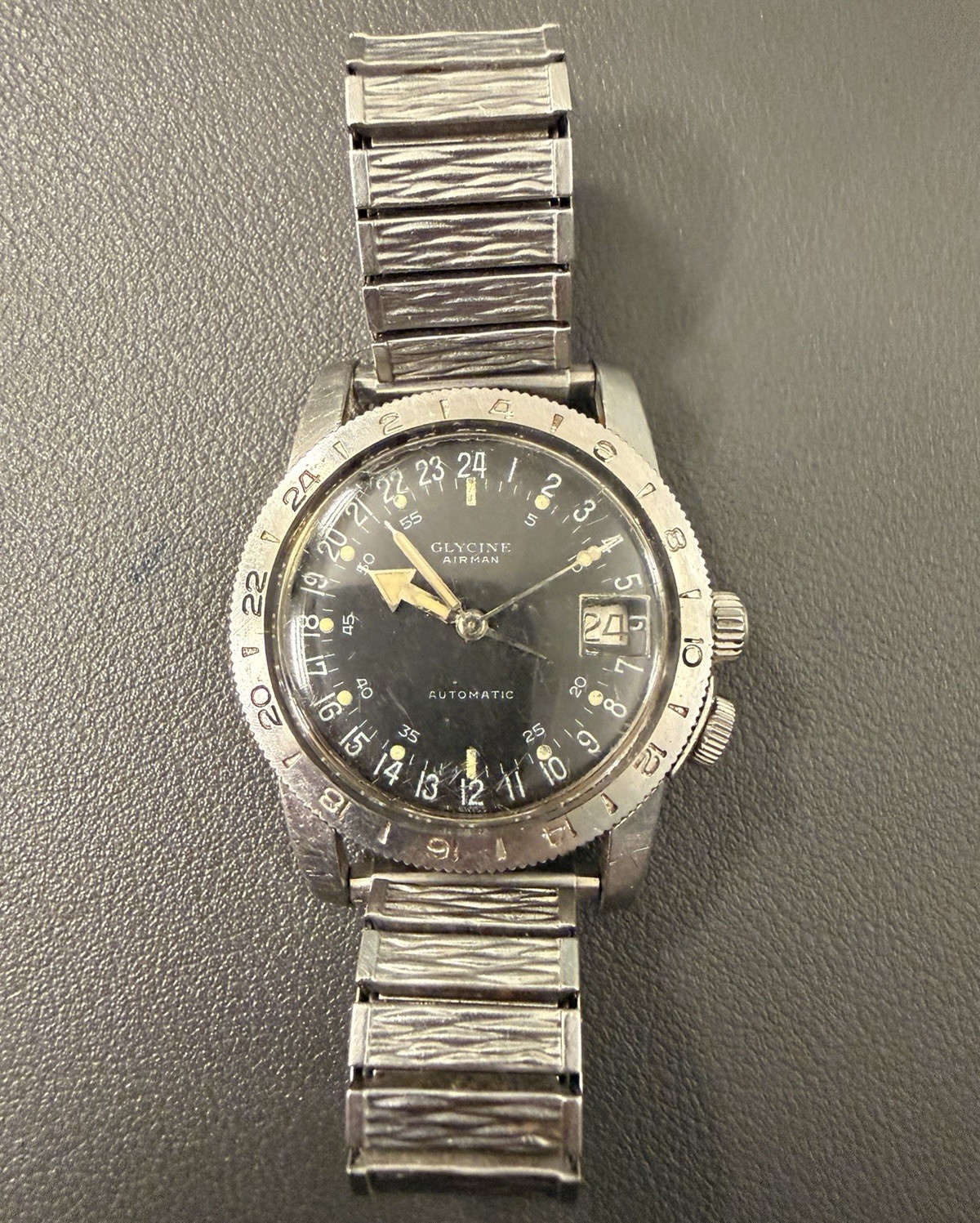 Glycine Airman Vintage 1960s Automatic 24-Hour Date Black Dial 36mm SS