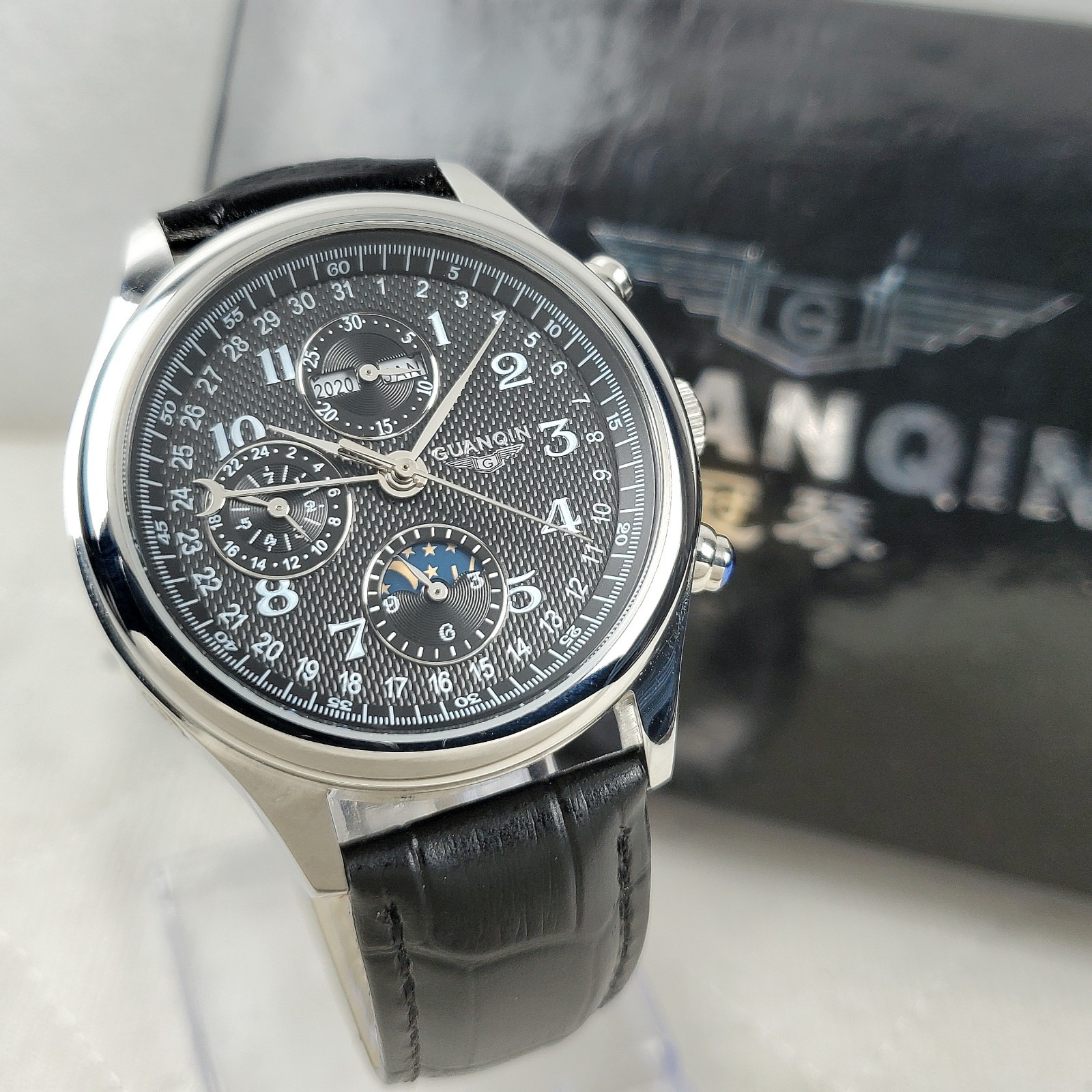 GUANQIN PERPETUAL CALENDAR 8200-S047935 AUTOMATIC BLACK WR 30M MEN’S WATCH