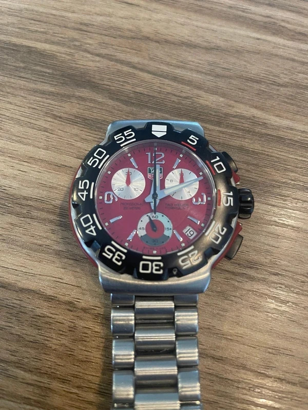 TAG Heuer Formula 1 CAC1112 Men’s 41mm Red Chronograph CAC1112 CR5130 F1 Chrono