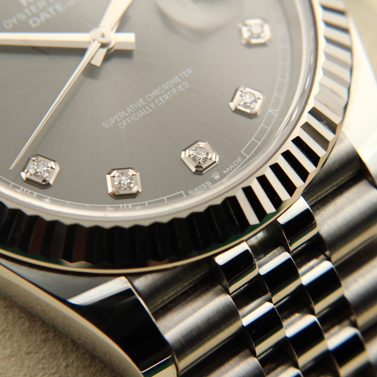 Rolex Datejust 41 Rhodium Diamond Dial Jubilee Bracelet Full set 126334