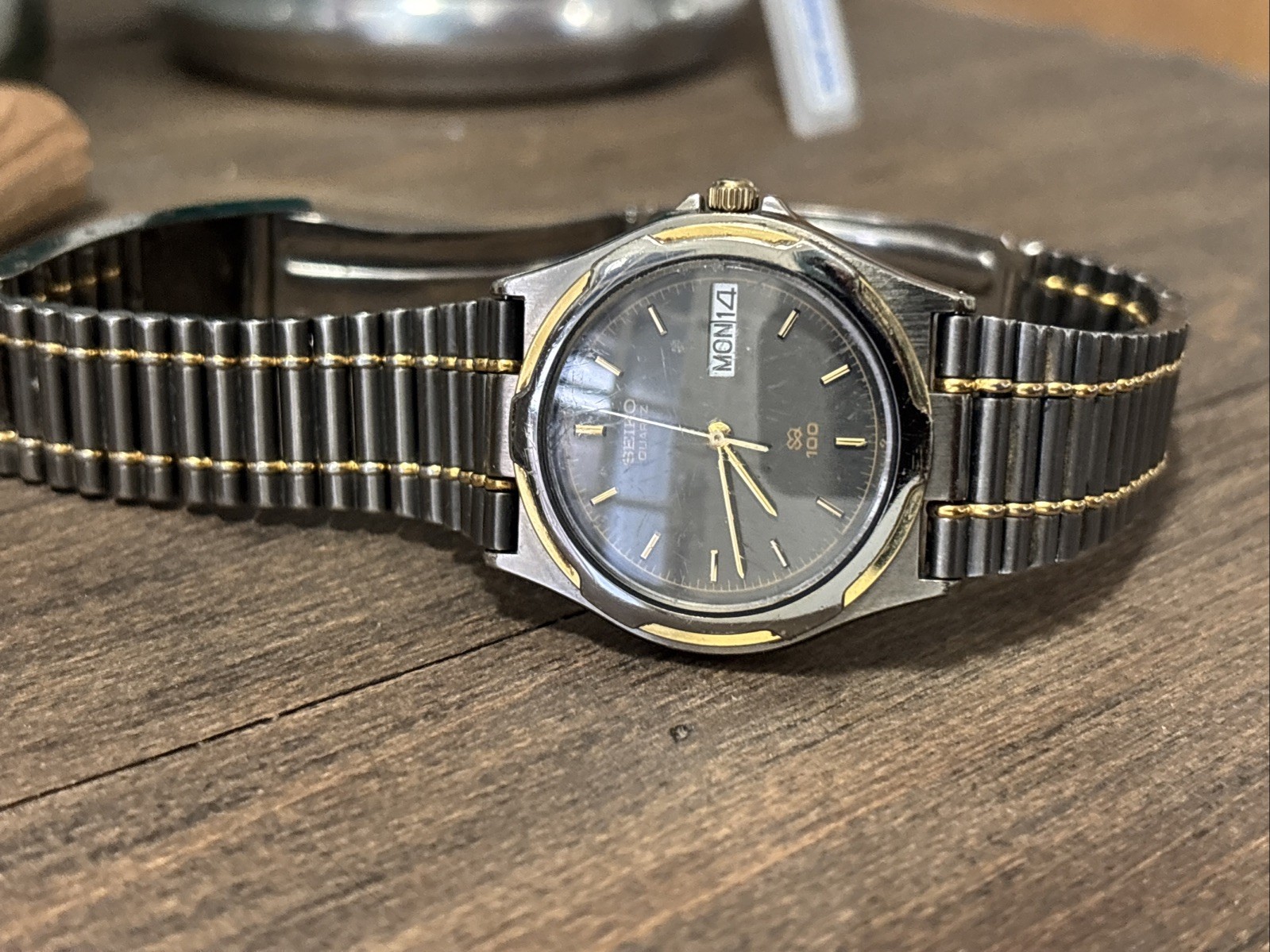 Seiko SQ watch mens 8123-6340, Gun Metal