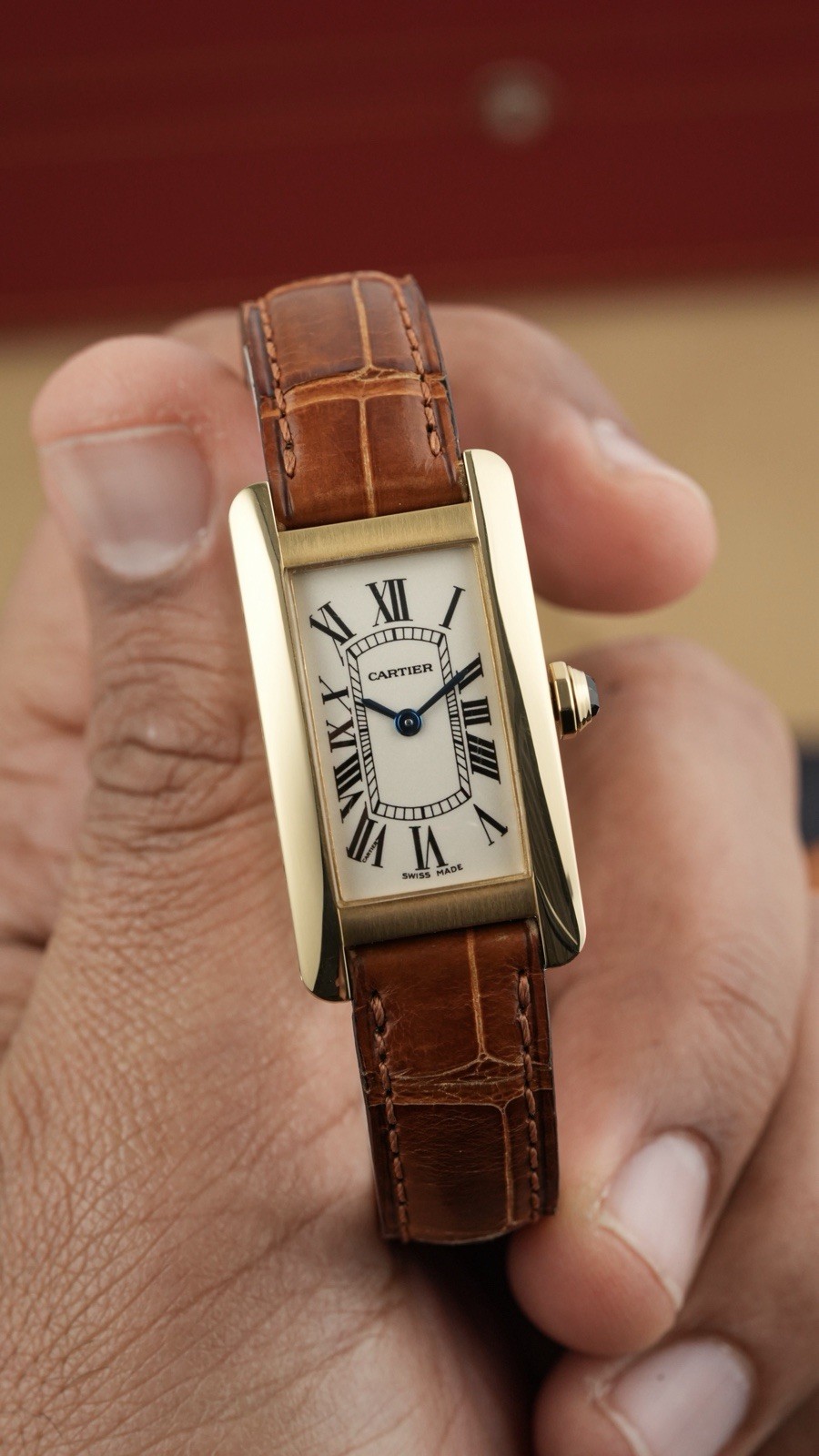Cartier Tank Americaine Ladies 18k Yellow Gold 19mm Quartz Watch Ref. 2482