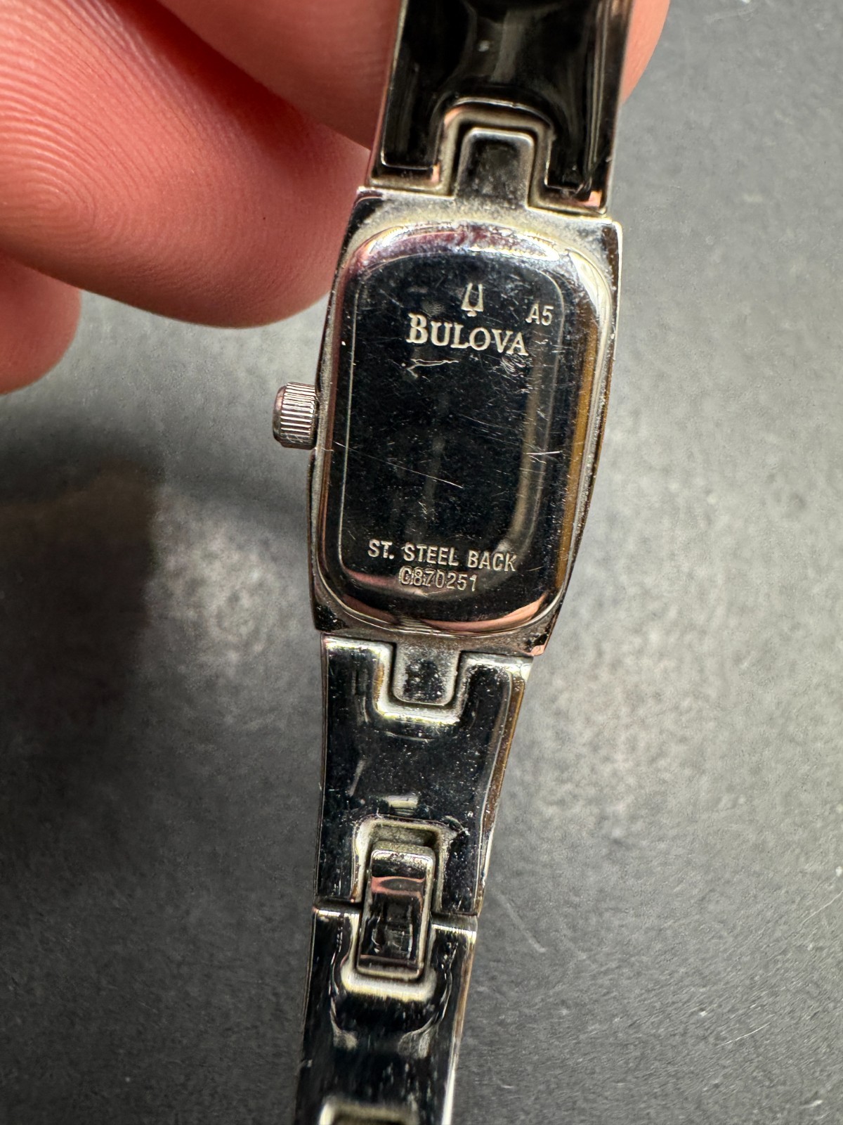 Bulova Quartz 96L98 Movement Ice Blue Dial Ladies Watch Silver Tone 13.2mm 6.5″