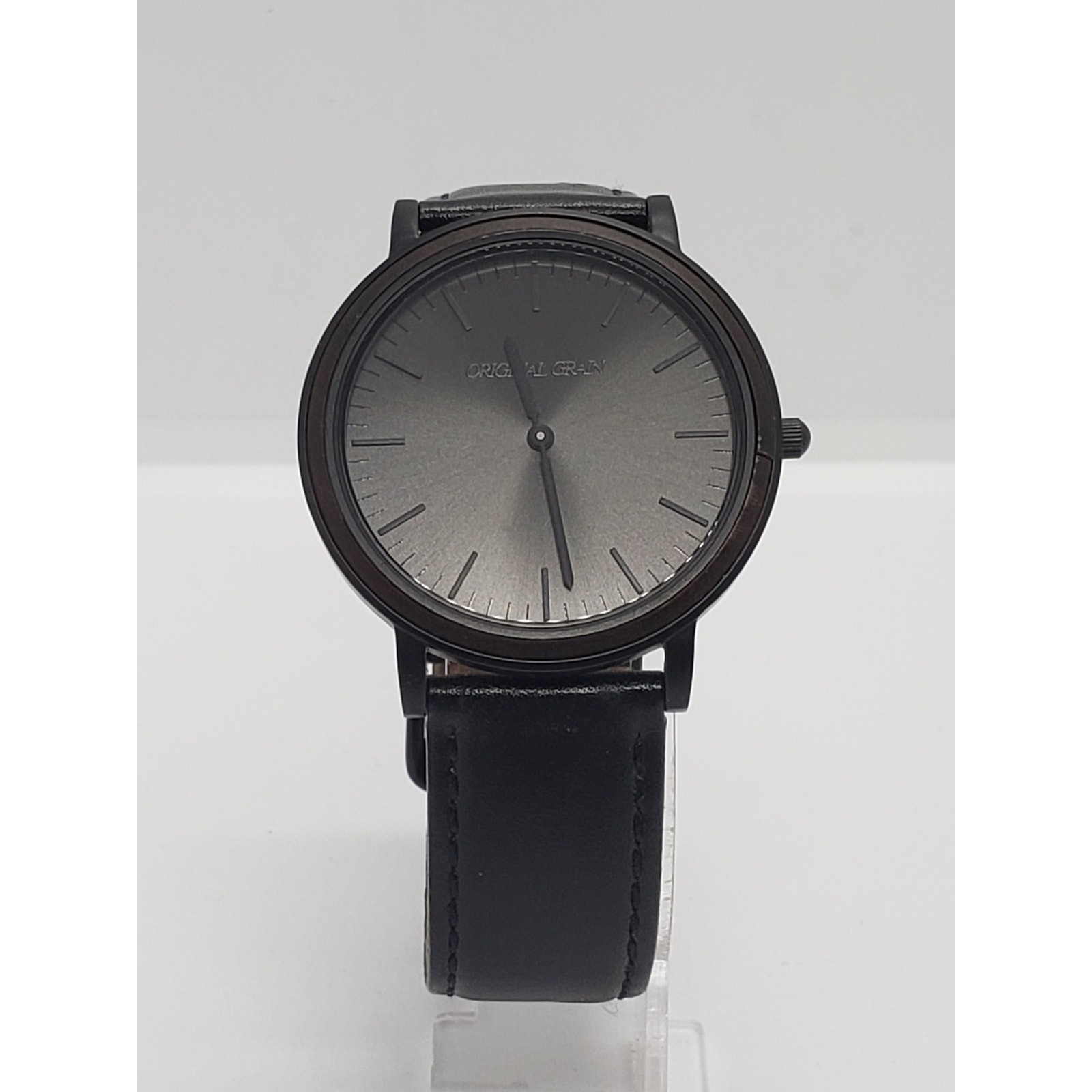 Original Grain Men’s Stainless Steel Wood Watch Modern Minimal 40mm