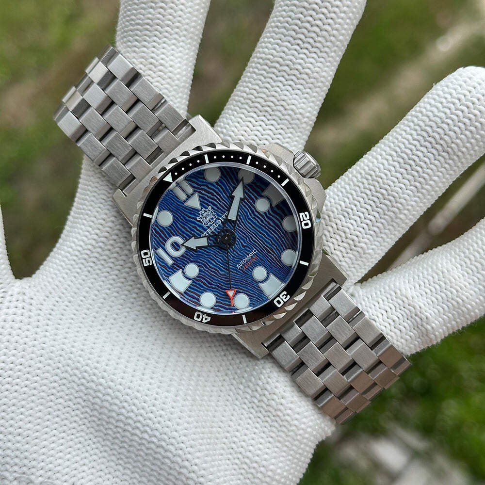 STEELDIVE SD1982T — Titanium Damascus Dial 46.5MM Oversize Thick NH35 Dive Watch