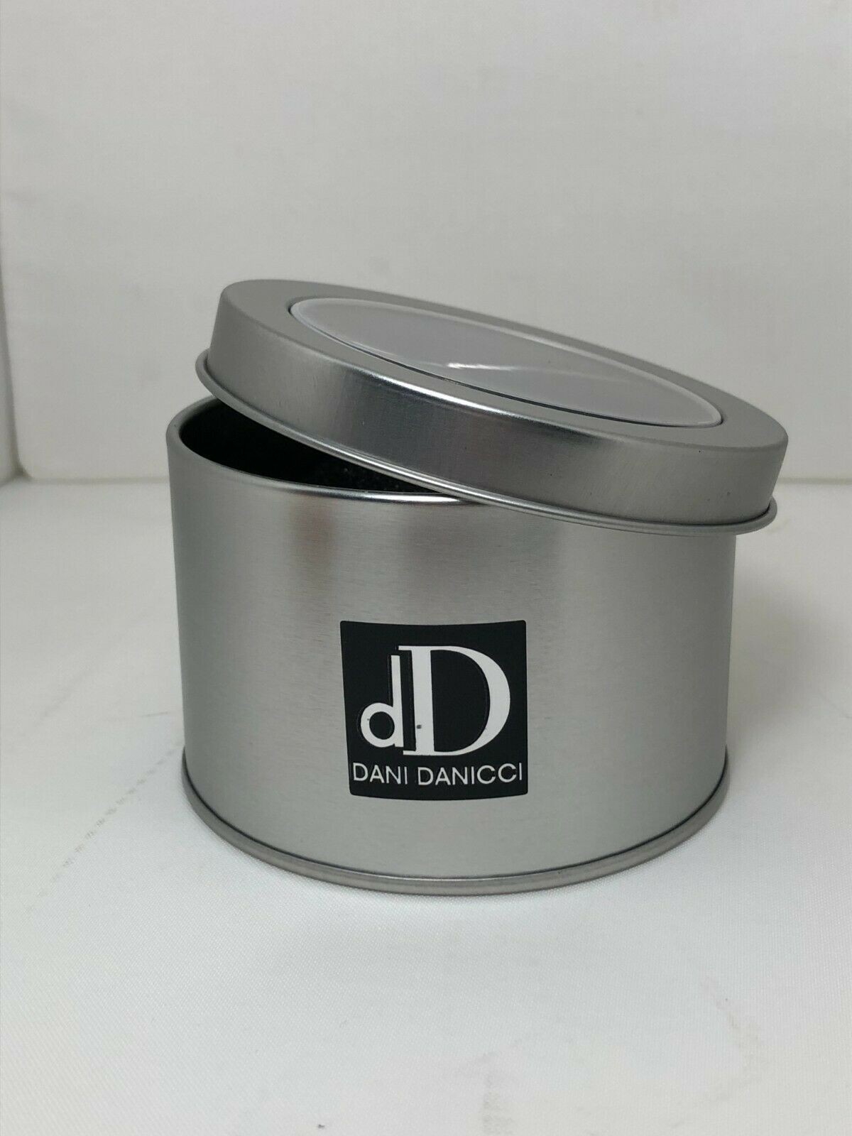 Montre suisse ladies Dani Danicci all stainless steel womens swiss watch 3 atm
