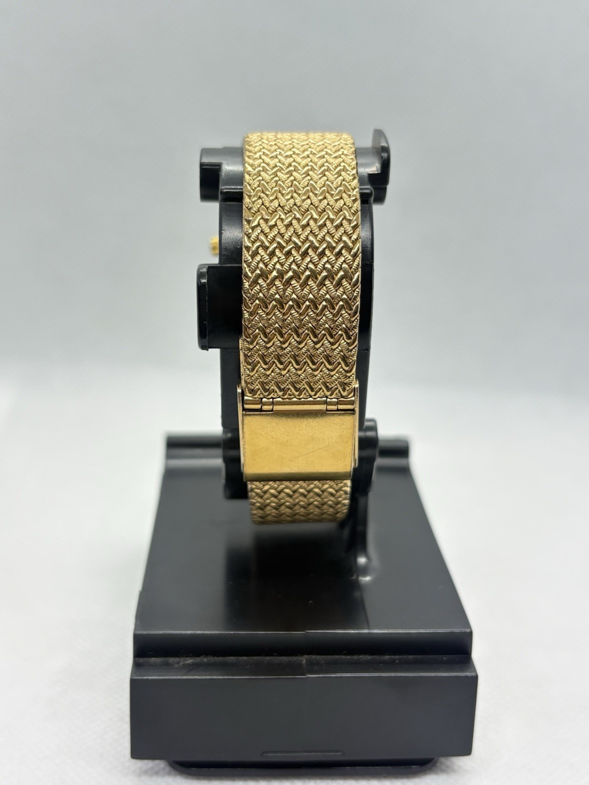 Vintage Pierre Cardin Watch LPC 176 136 Gold Tone Mesh Diamond Tank Quartz 2035