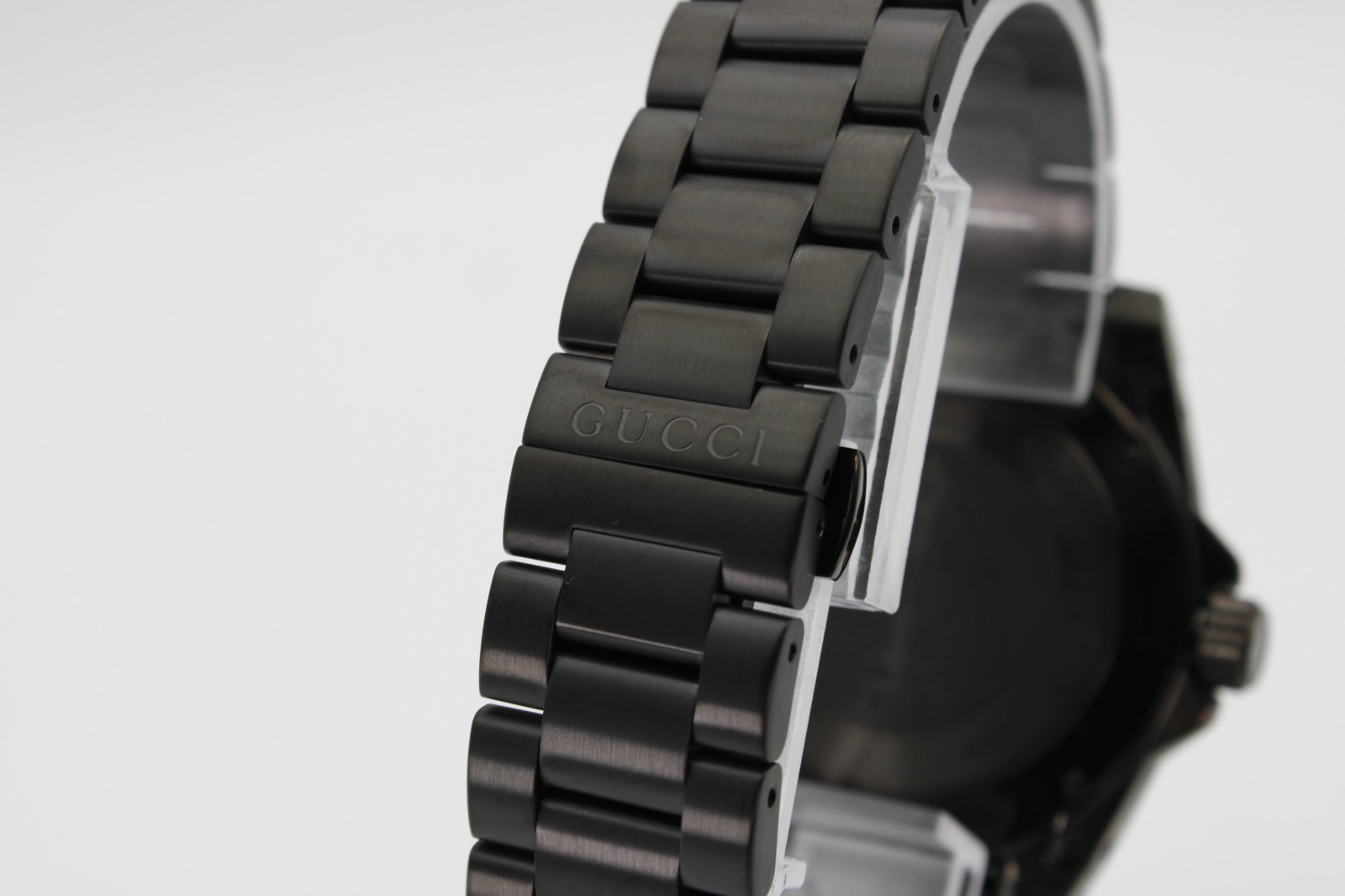 GUCCI YA136306 Men’s Dive Black 40mm