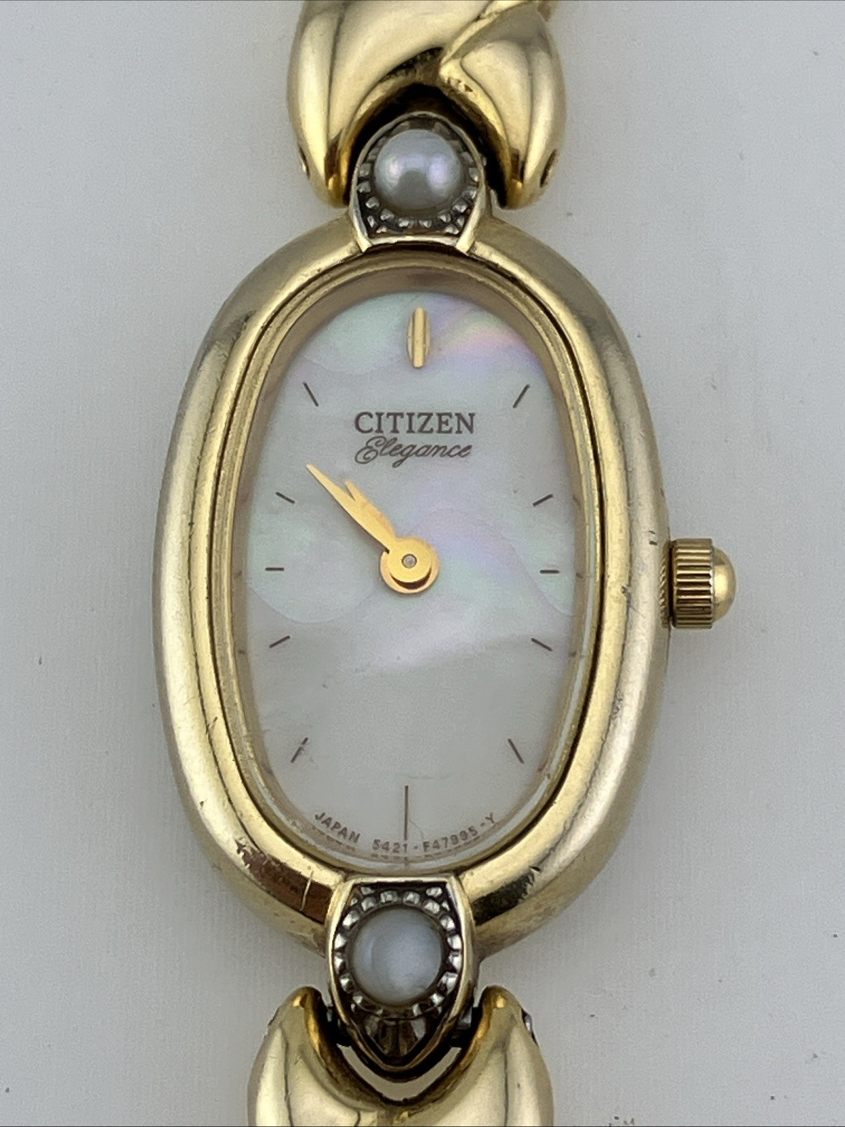 Vtg Citizen Elegance Ladies 14mm Watch Gold Tone Pearl Bezel MOP 7.25” RUNS