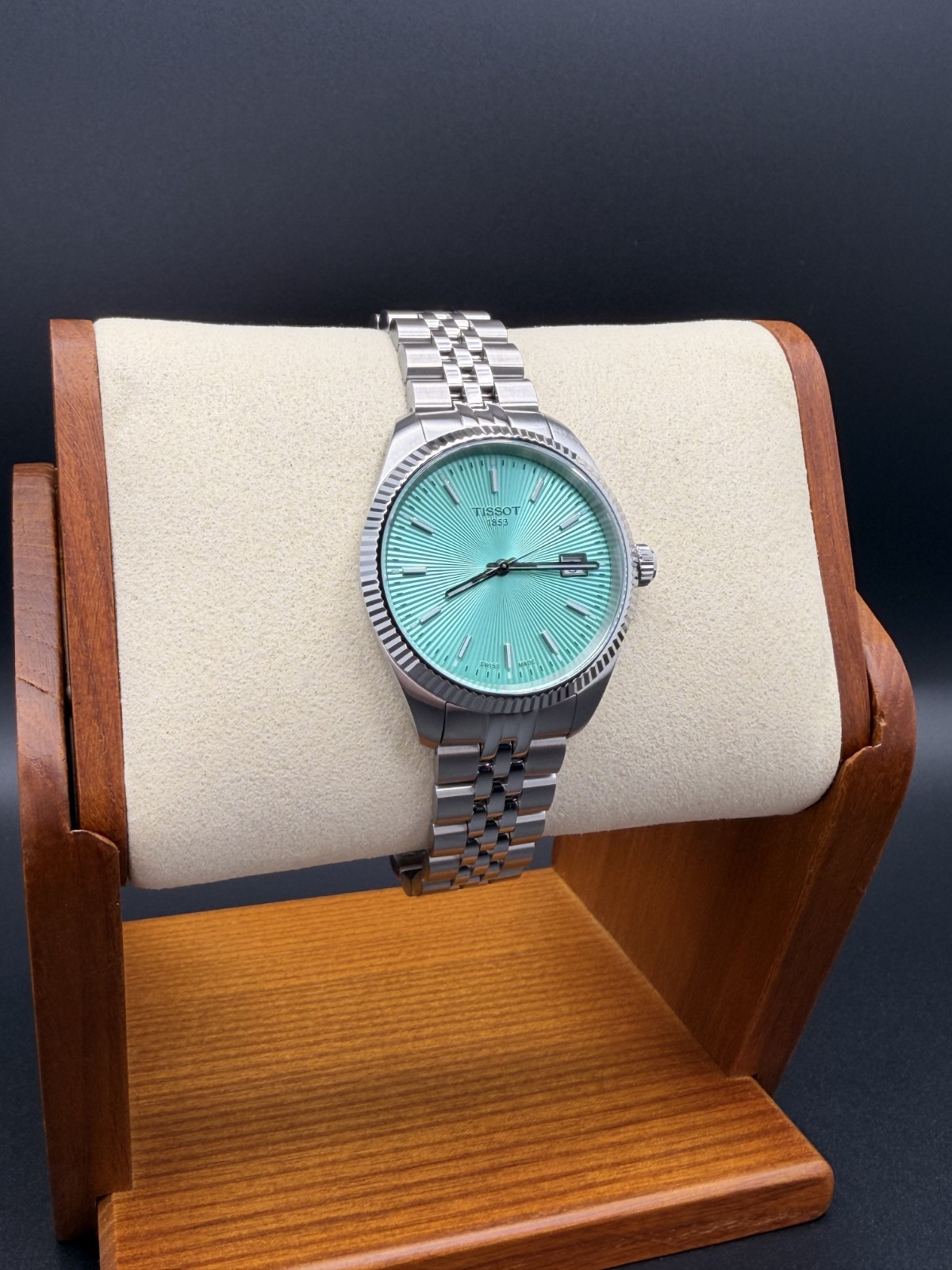 TISSOT BALLADE QUARTZ 34MM LIGHT GREEN DIAL UNISEX WATCH T156.210.11.091.00